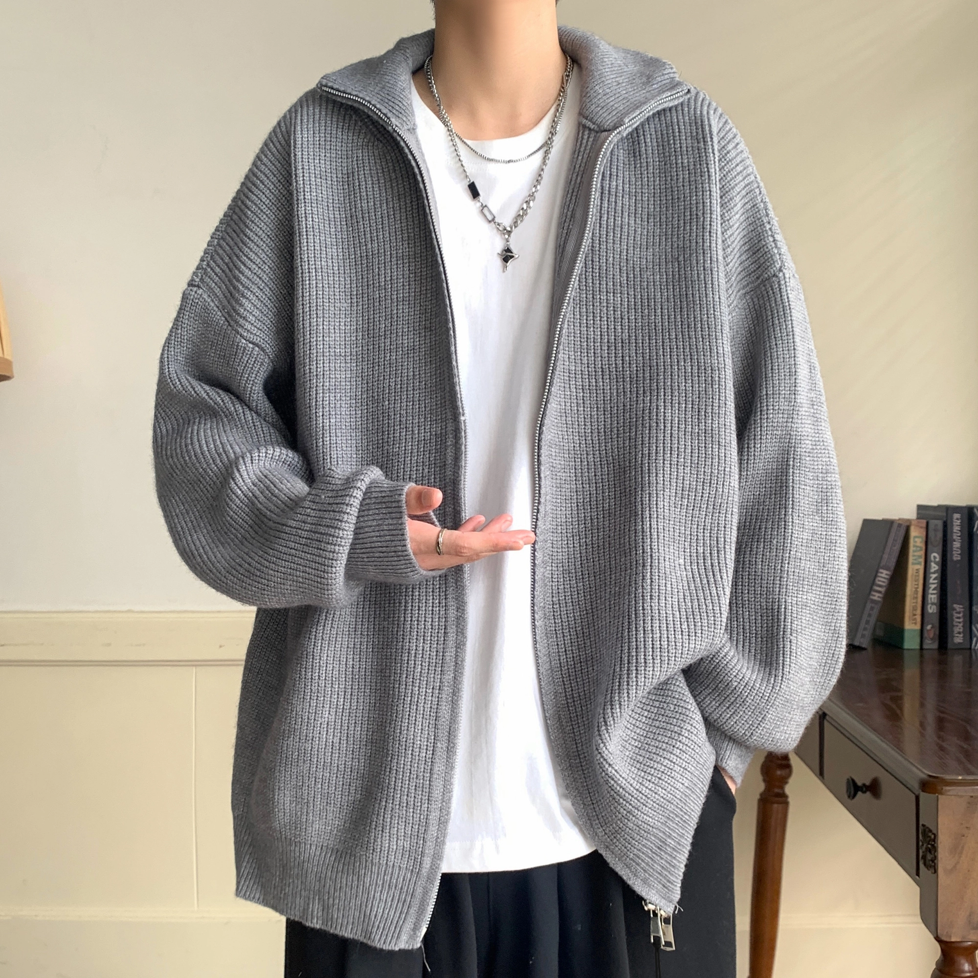 URBAN AUTHENTIC