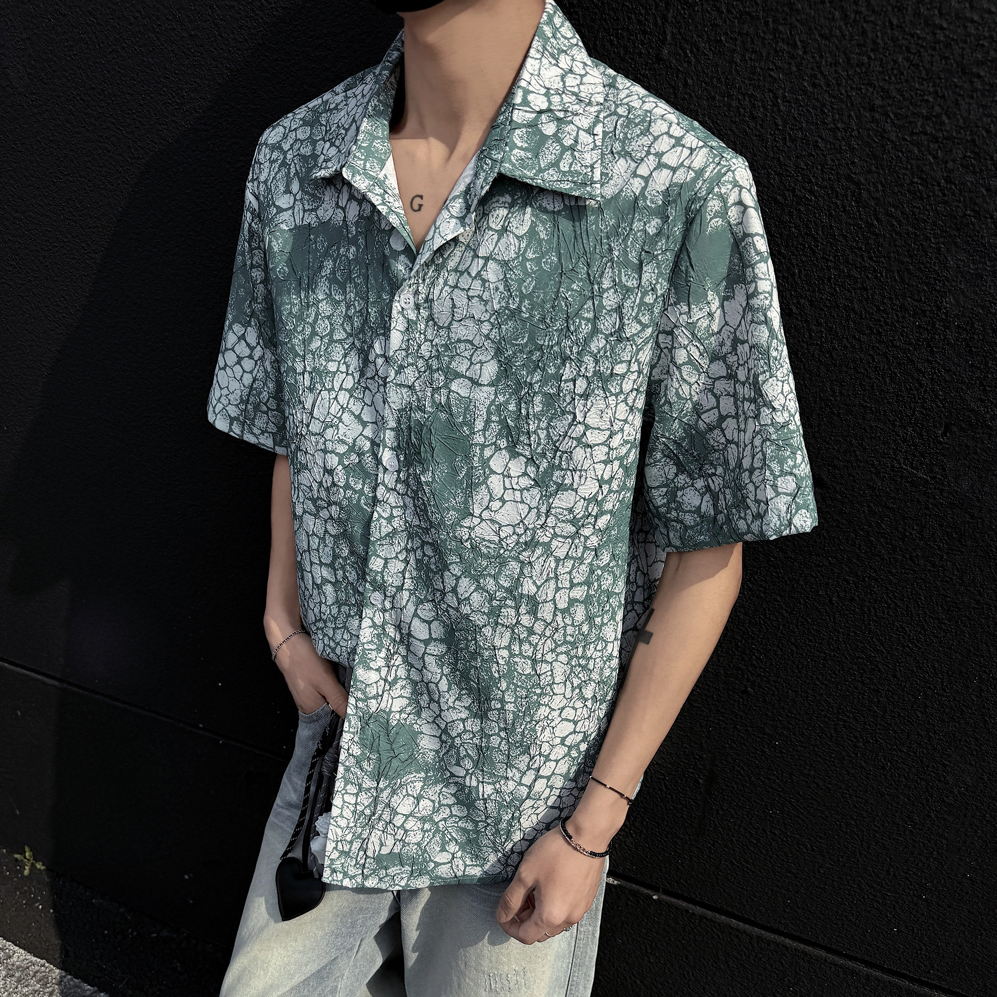 URBAN AUTHENTIC