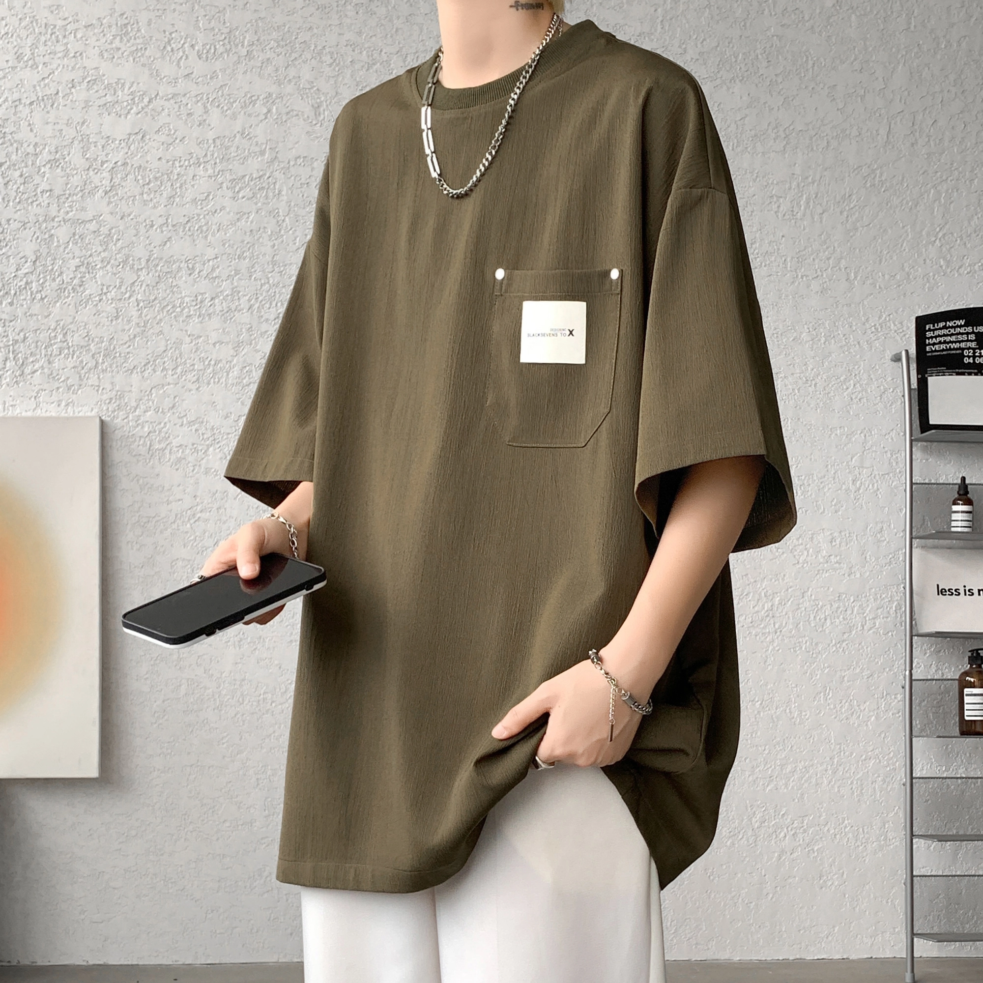 URBAN AUTHENTIC T