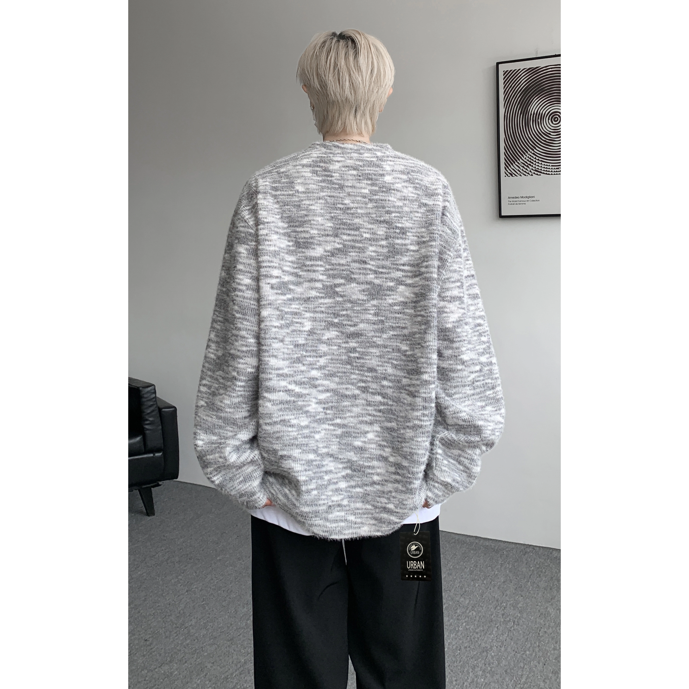 URBAN AUTHENTIC T