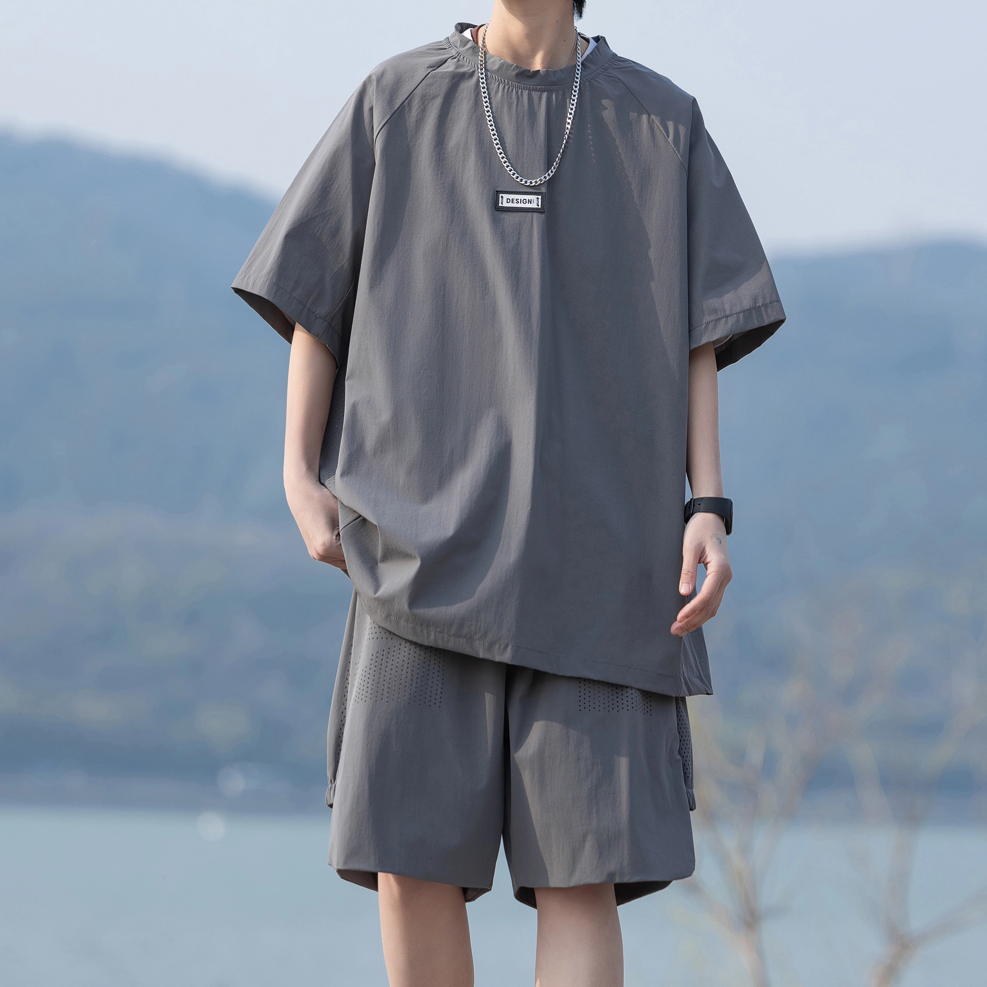 URBAN AUTHENTIC
