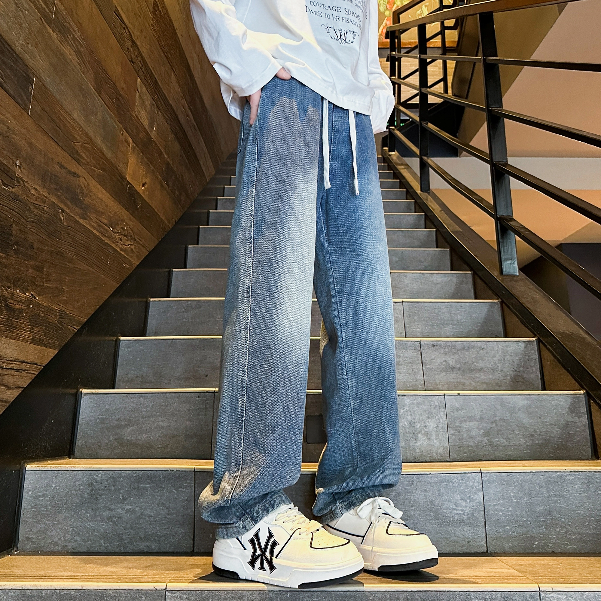 URBAN AUTHENTIC