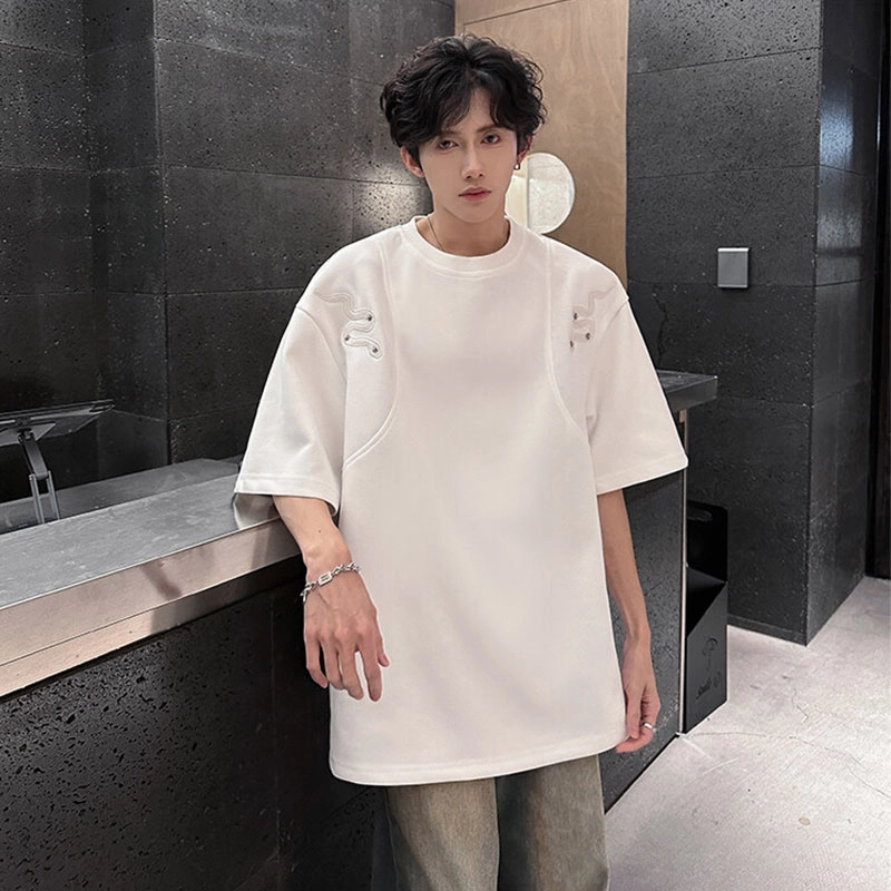 URBAN AUTHENTIC T