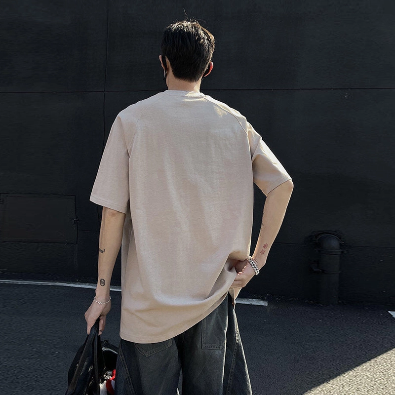 URBAN AUTHENTIC T