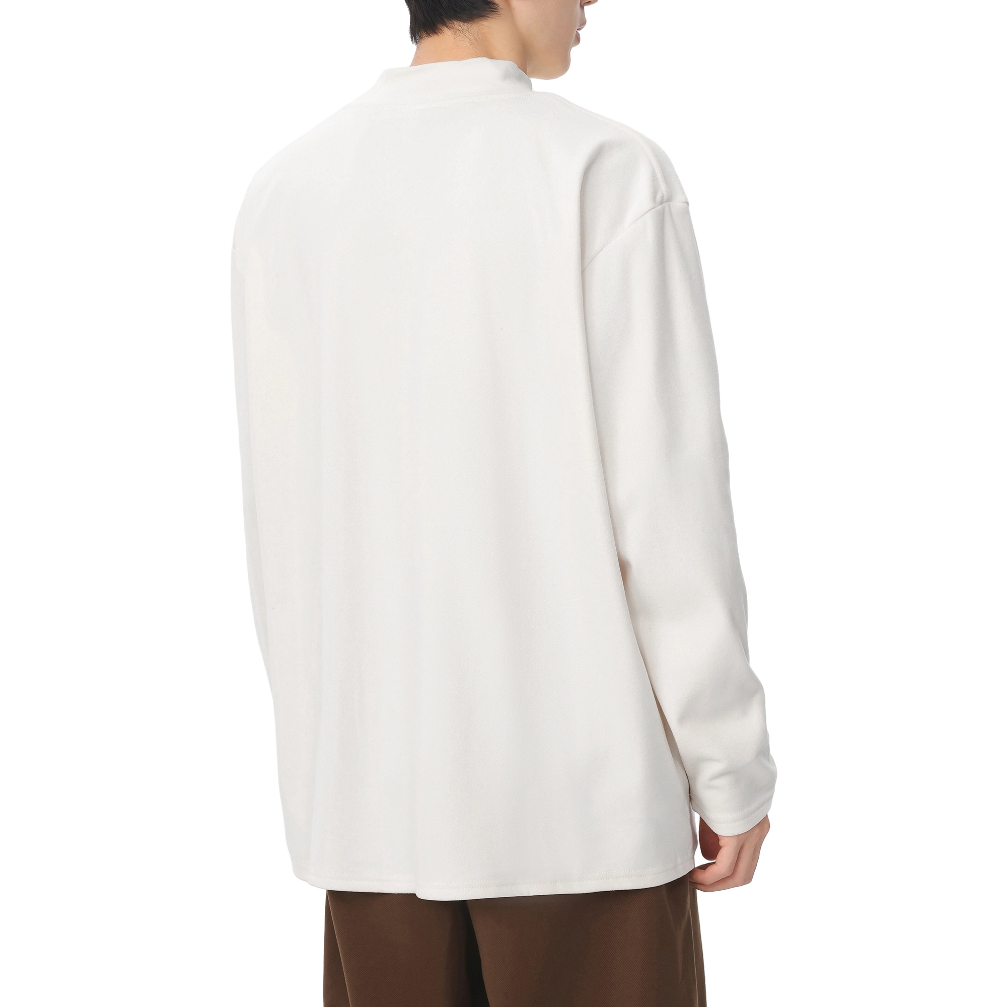 URBAN AUTHENTIC T