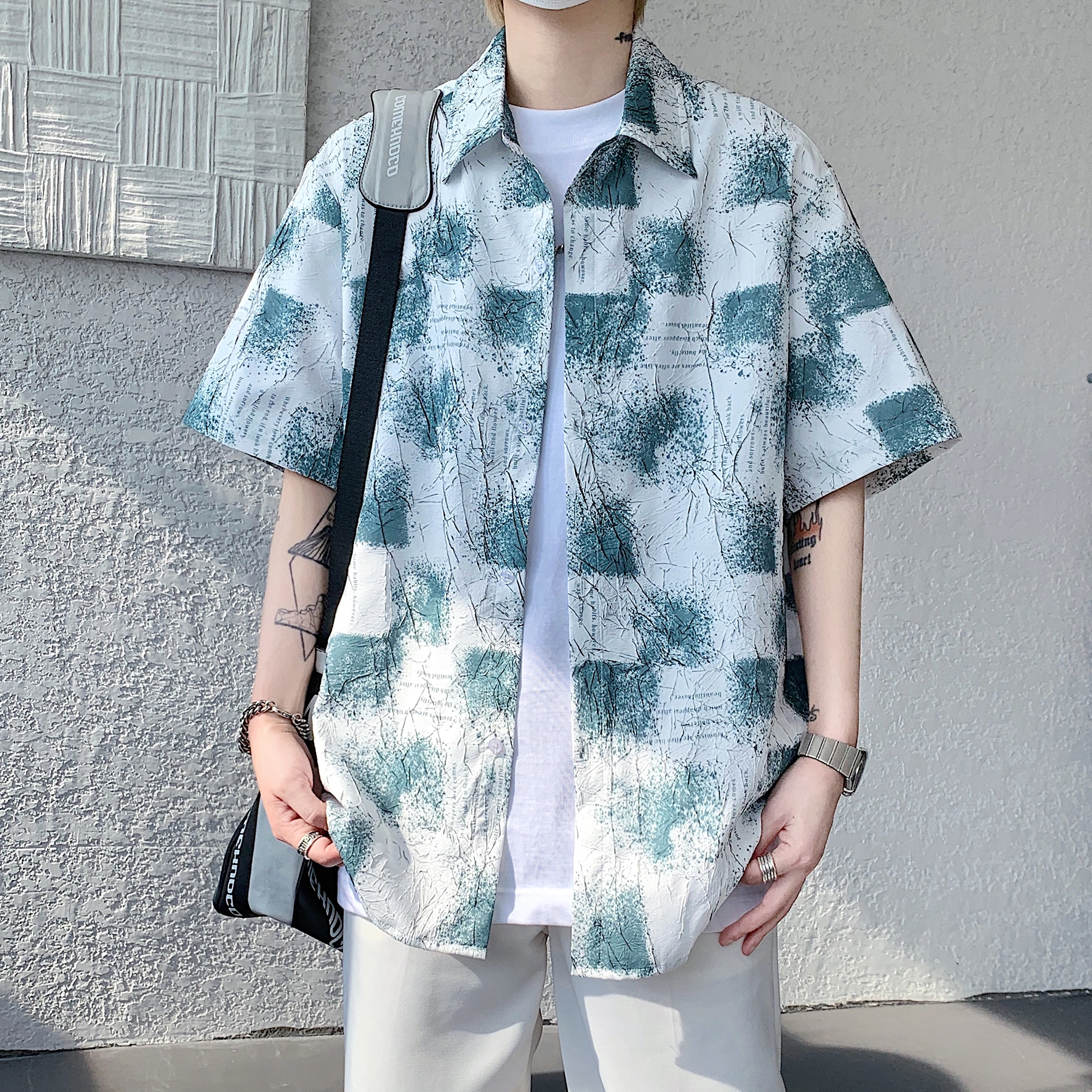 URBAN AUTHENTIC
