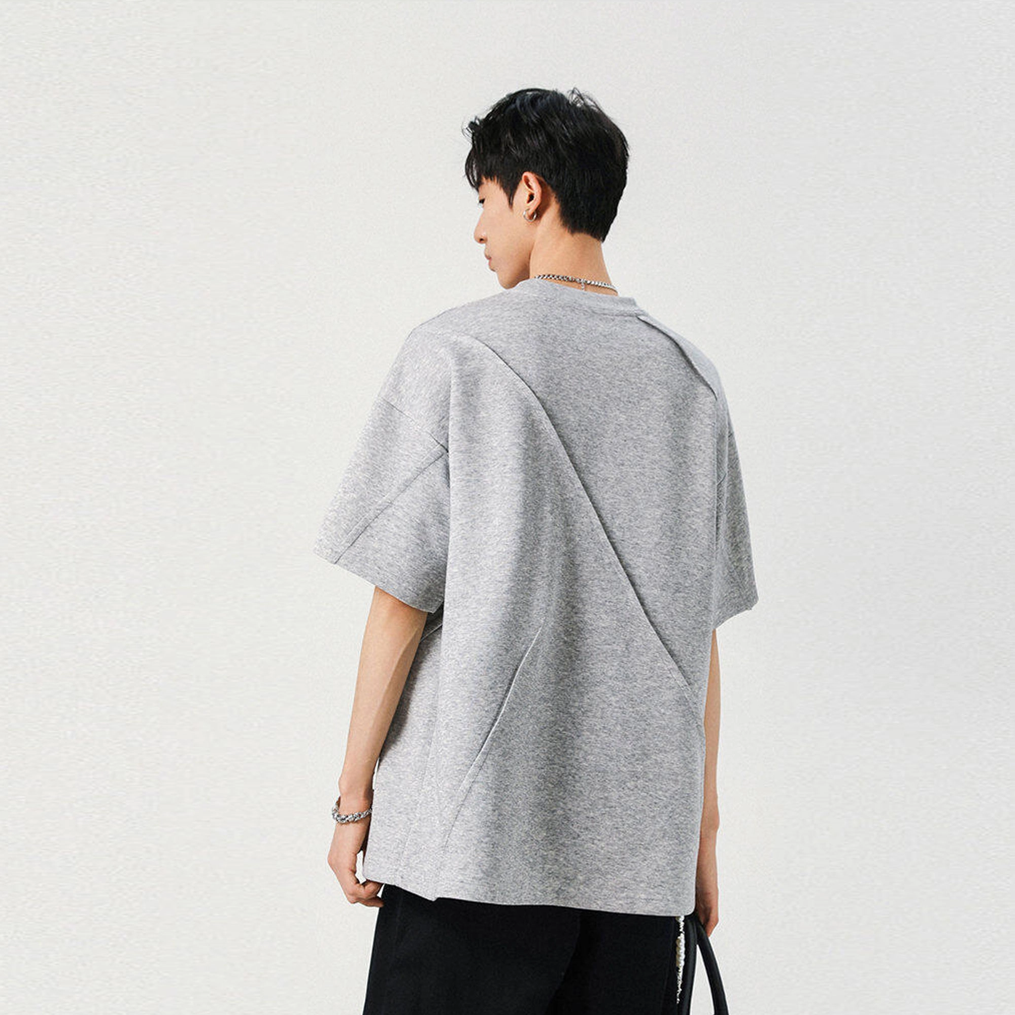 URBAN AUTHENTIC T