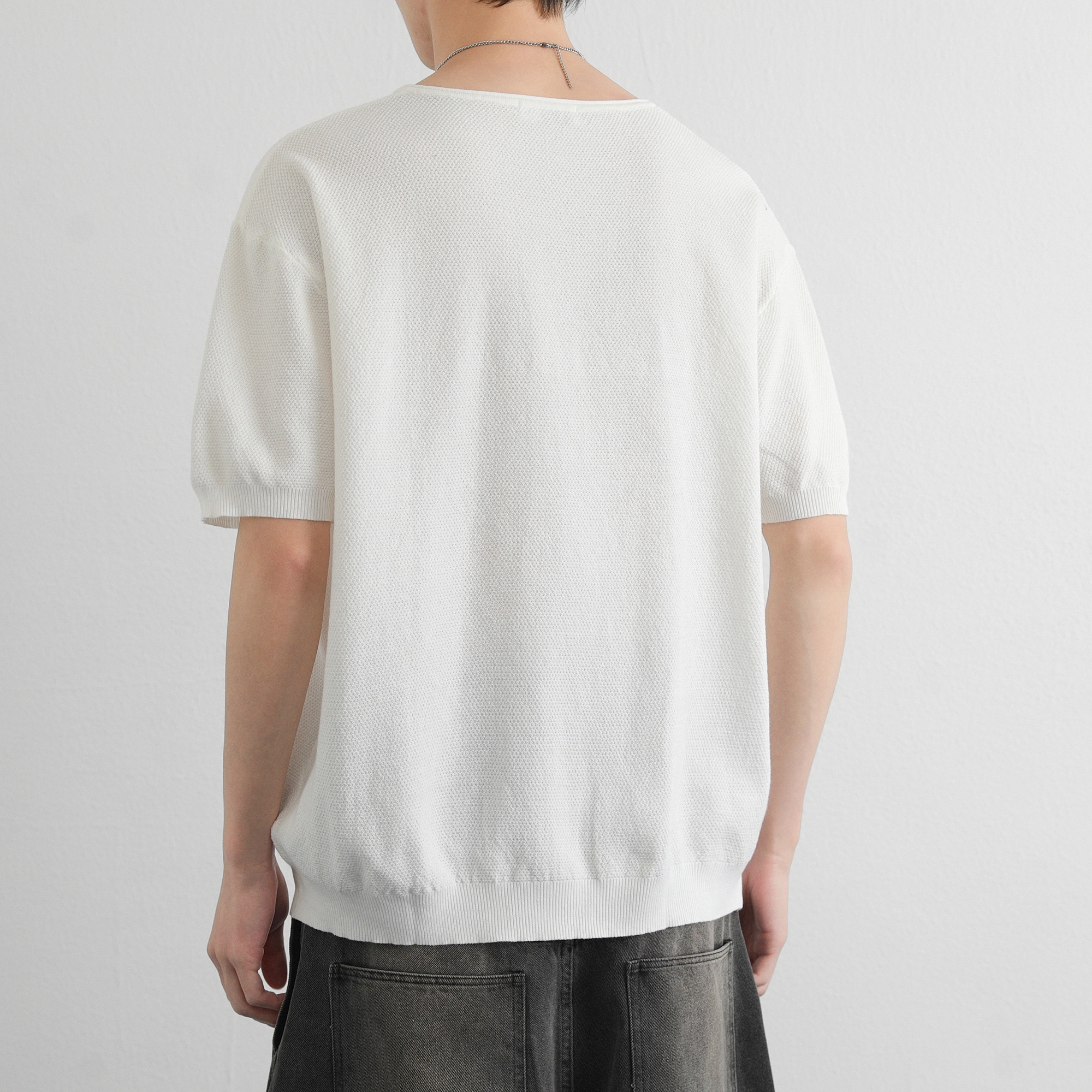 URBAN AUTHENTIC T