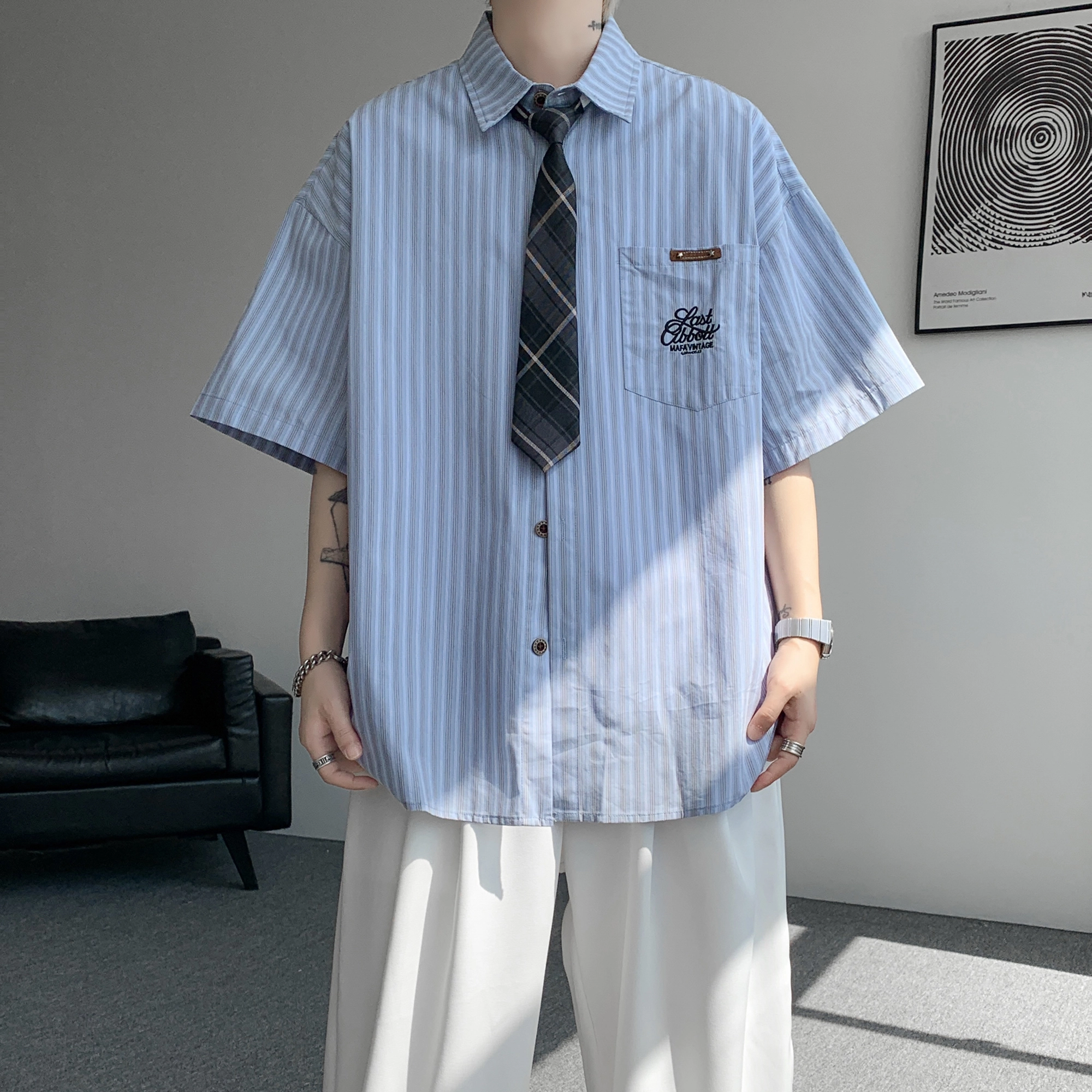 URBAN AUTHENTIC