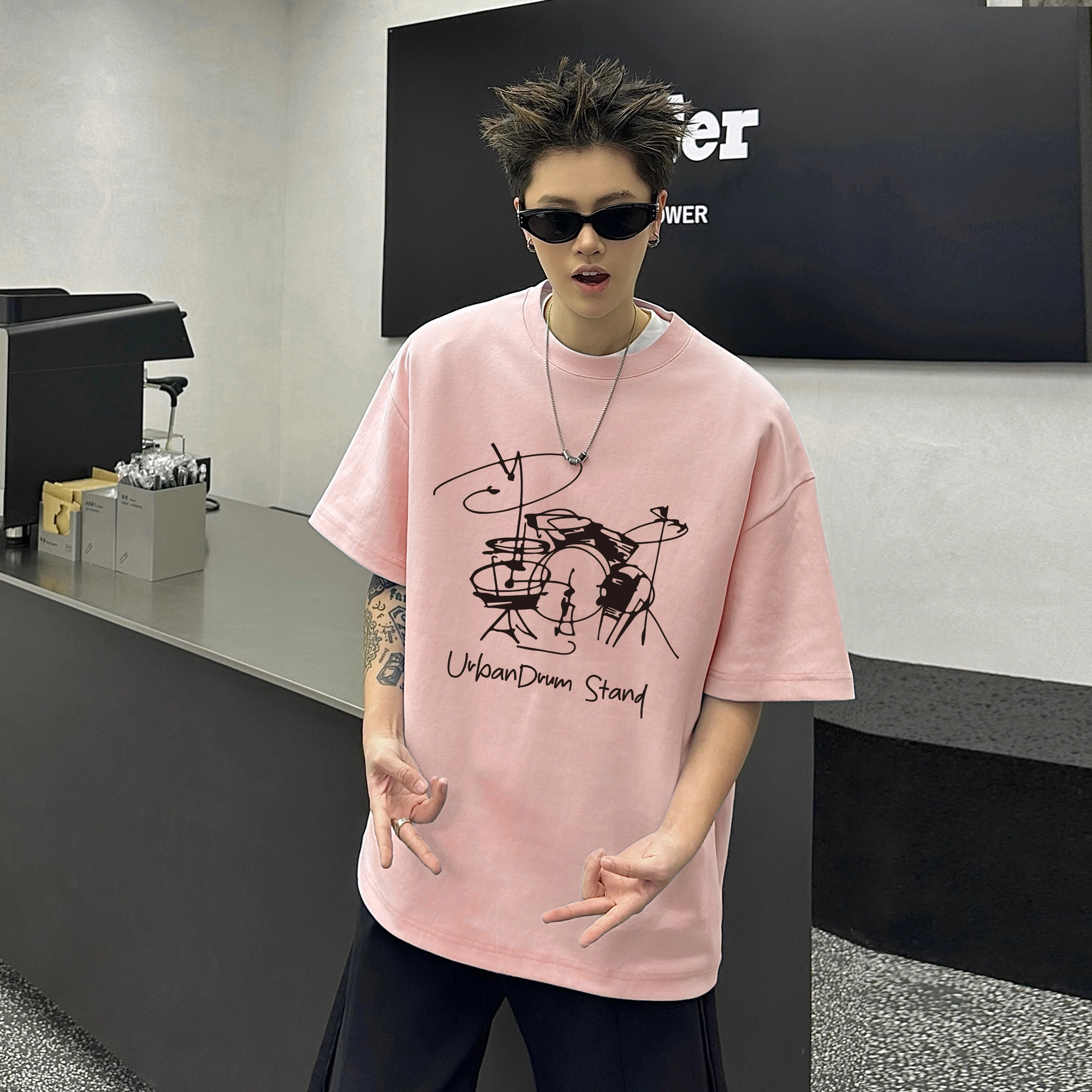 URBAN AUTHENTIC T