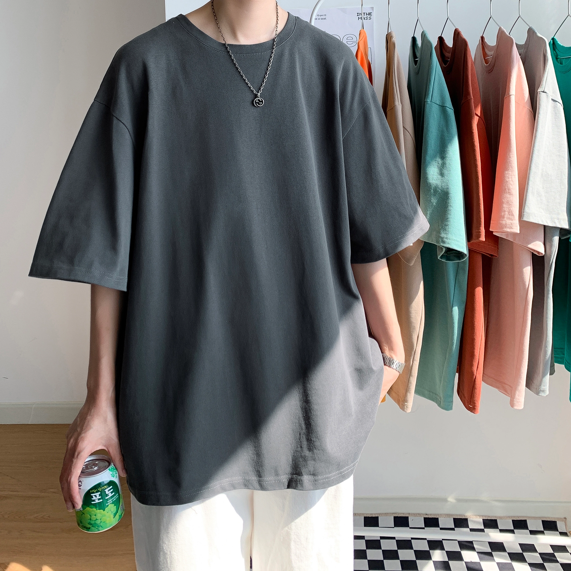 URBAN AUTHENTIC T