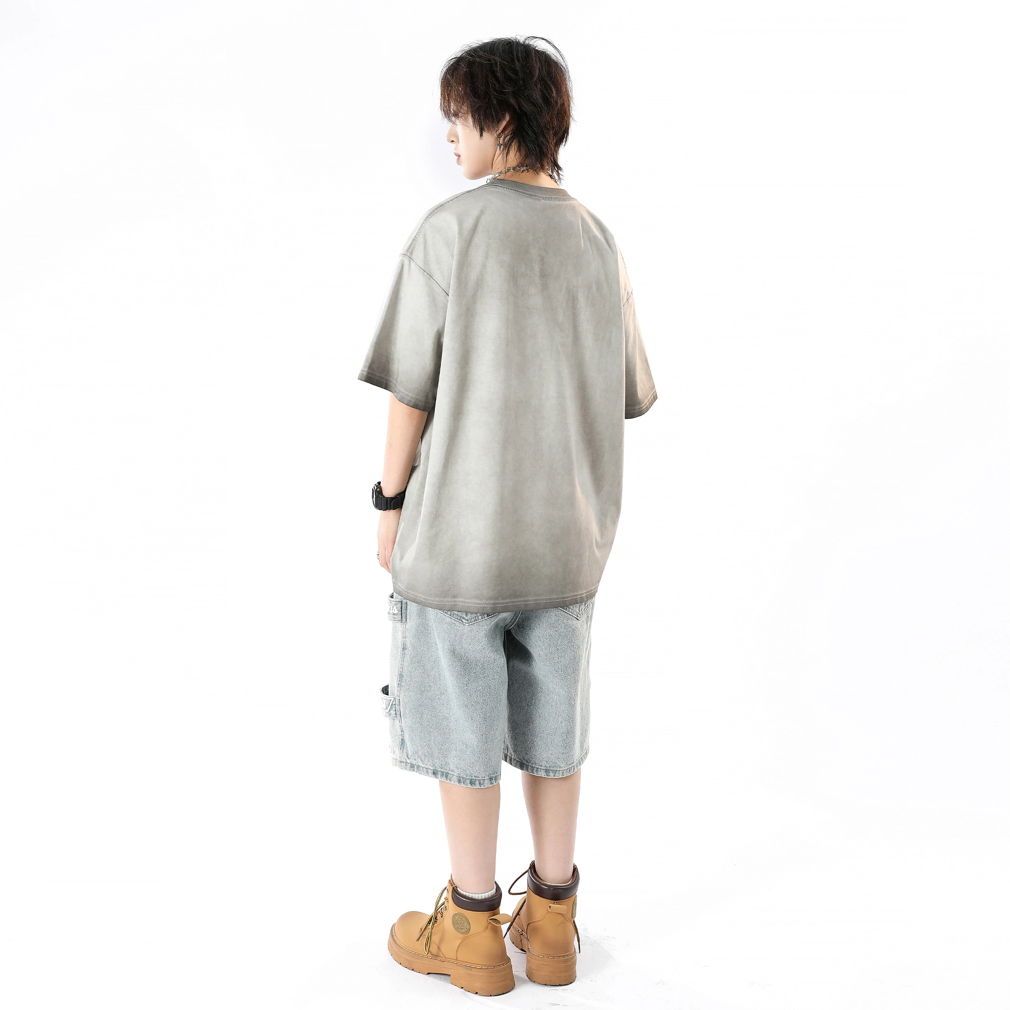 URBAN AUTHENTIC logoT