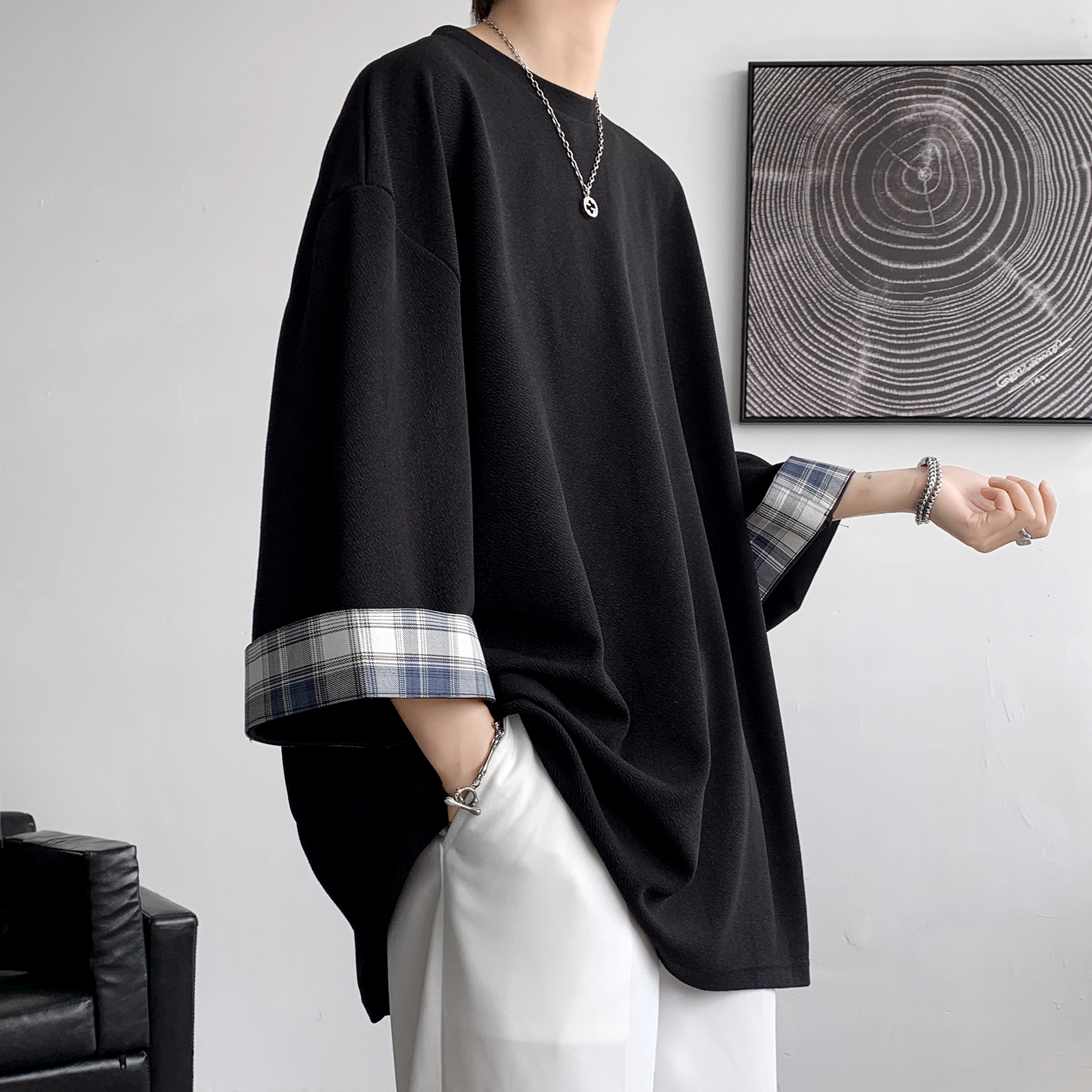 URBAN AUTHENTIC T