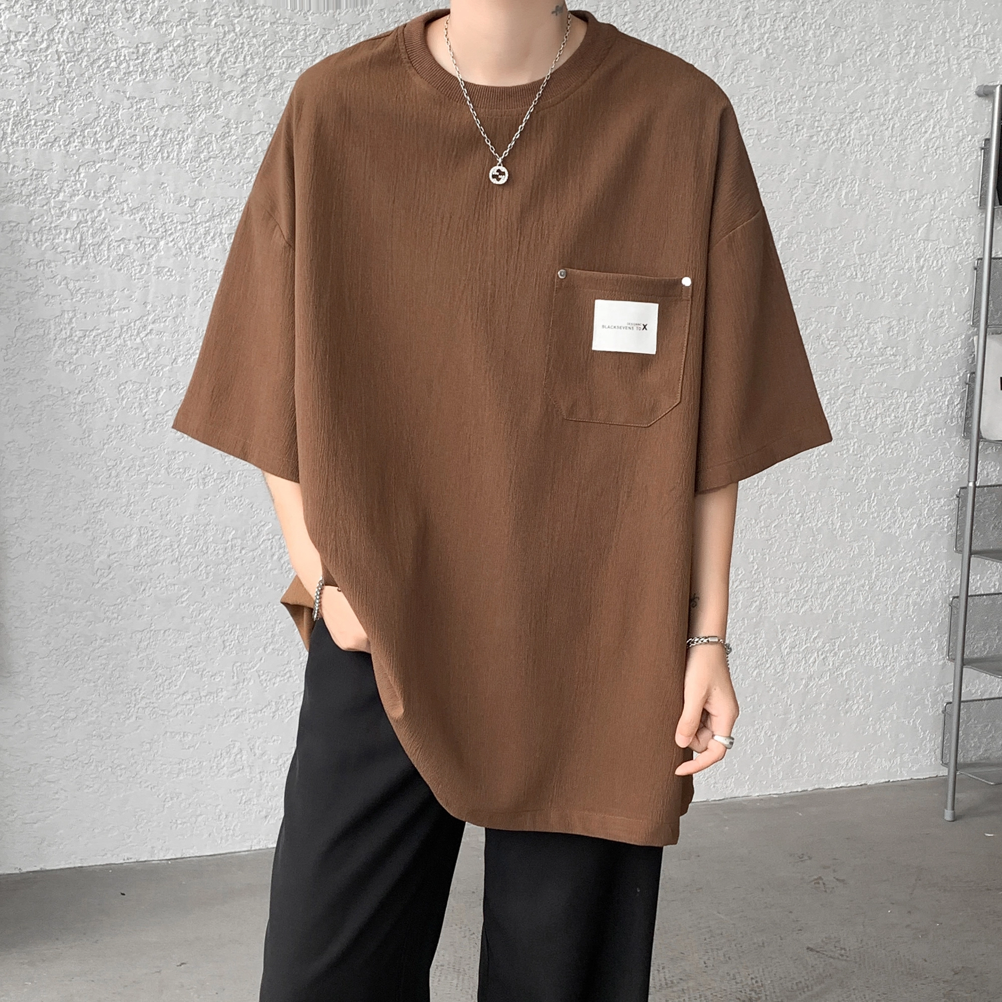 URBAN AUTHENTIC T
