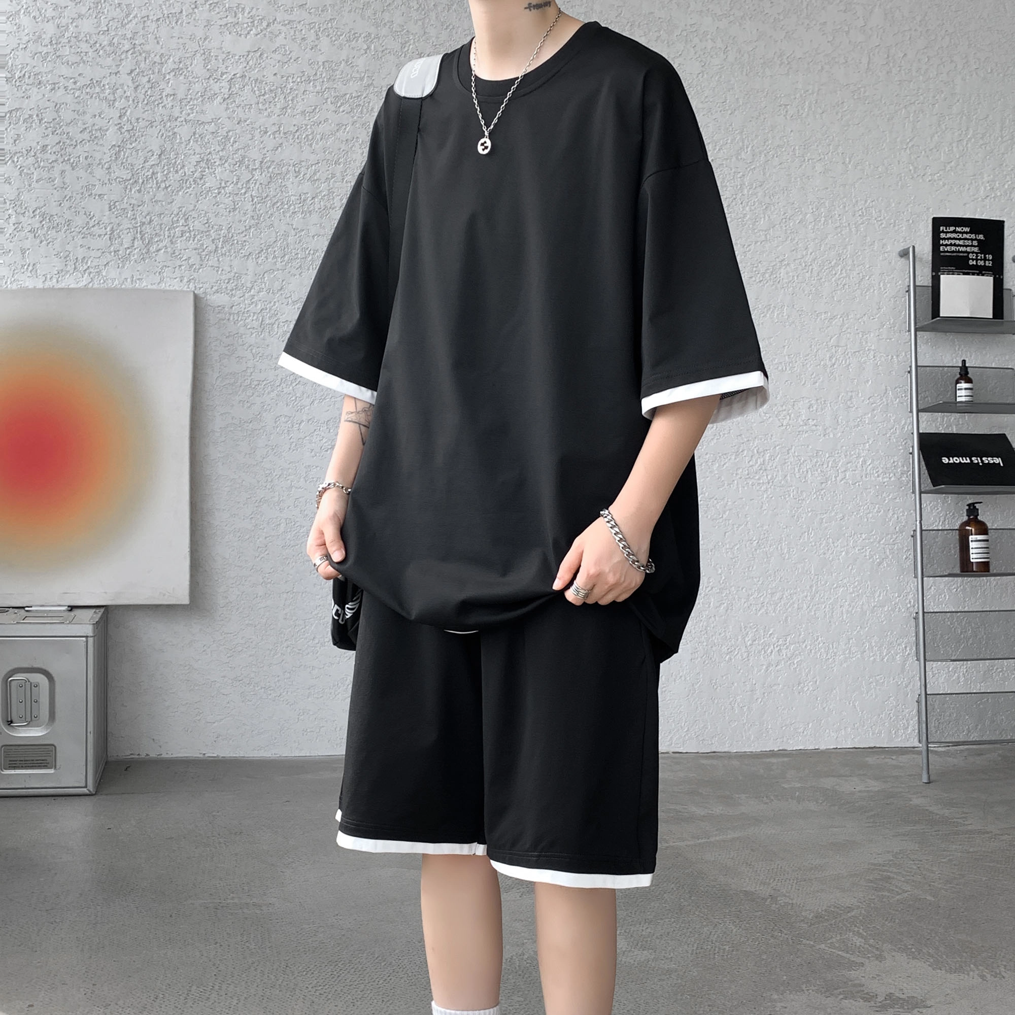 URBAN AUTHENTIC T