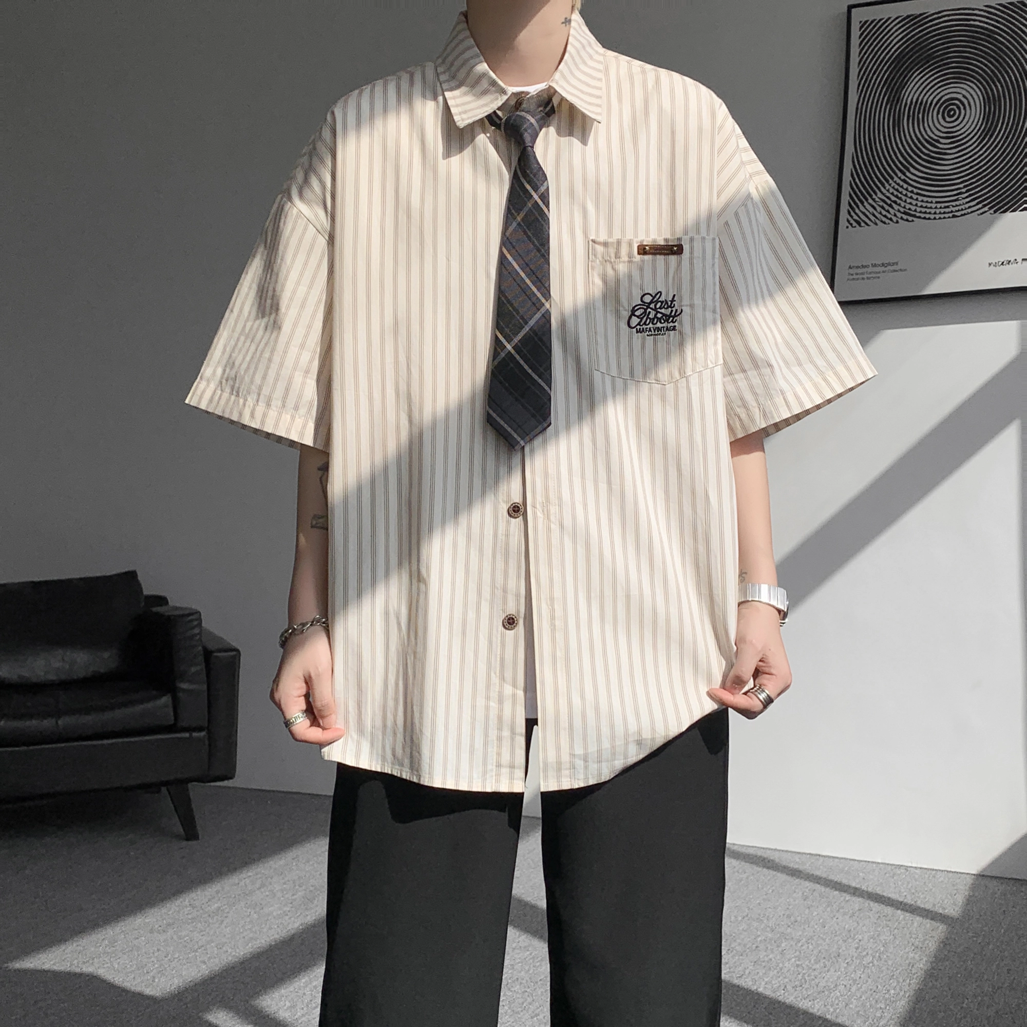 URBAN AUTHENTIC