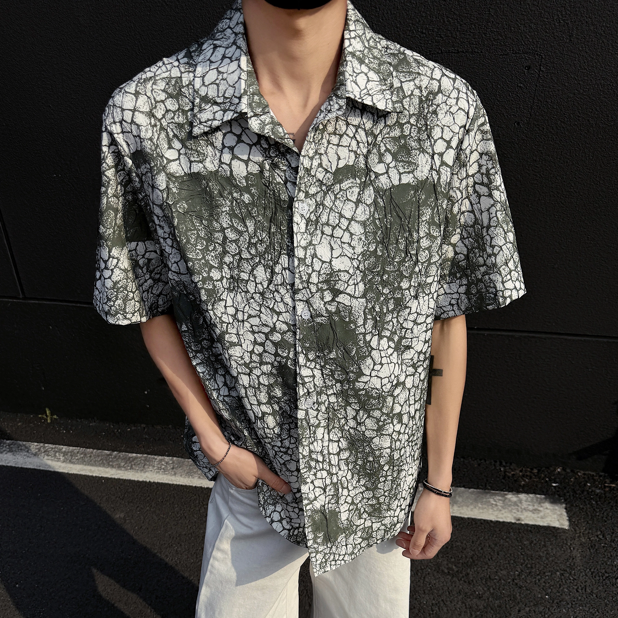 URBAN AUTHENTIC