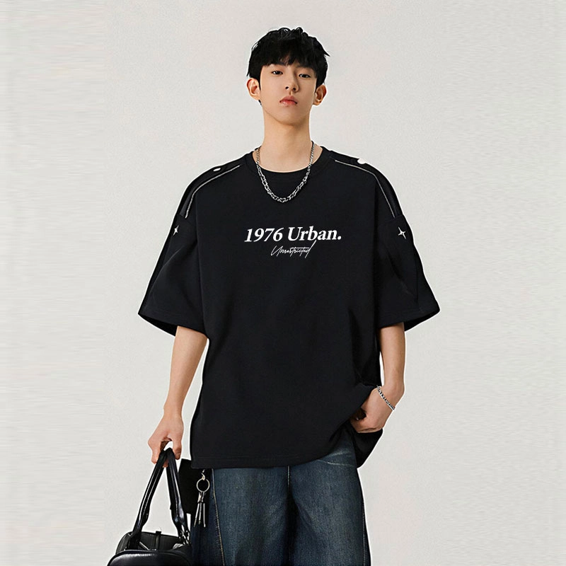 URBAN AUTHENTIC LOGOT