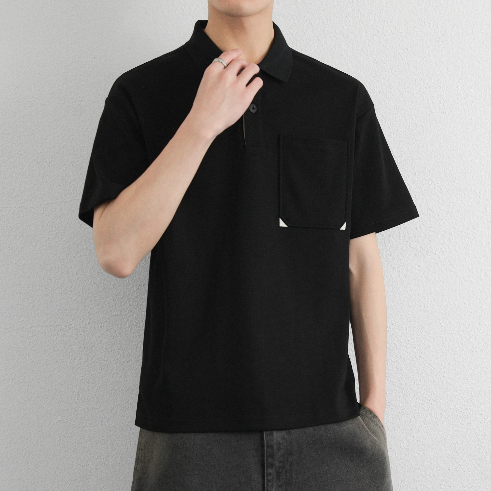 URBAN AUTHENTIC T