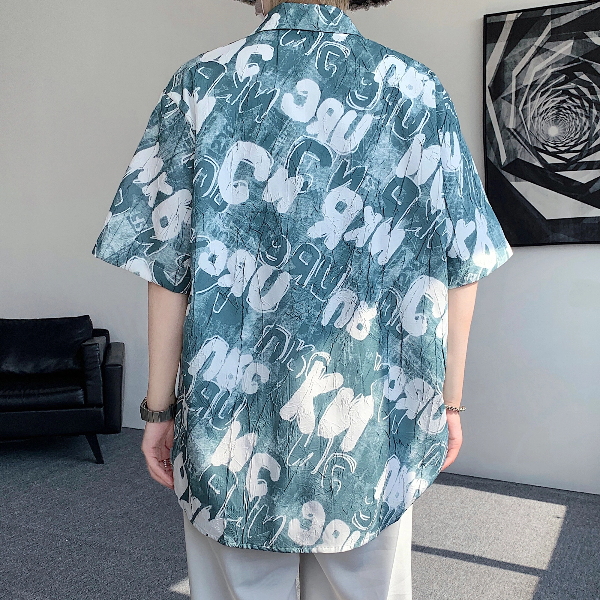 URBAN AUTHENTIC