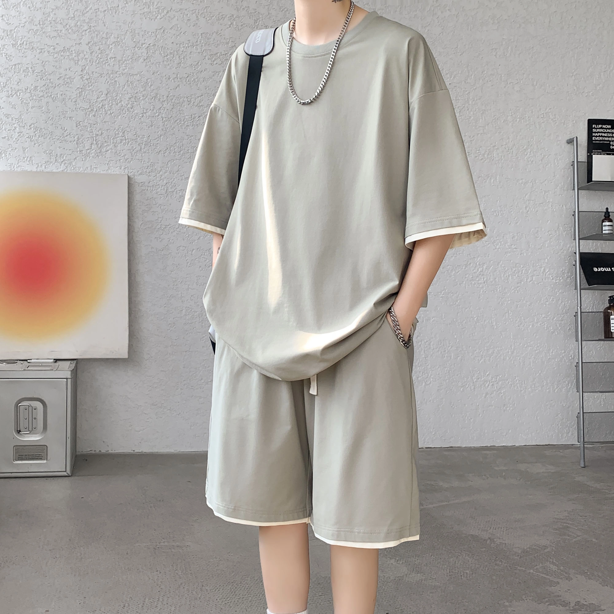 URBAN AUTHENTIC T