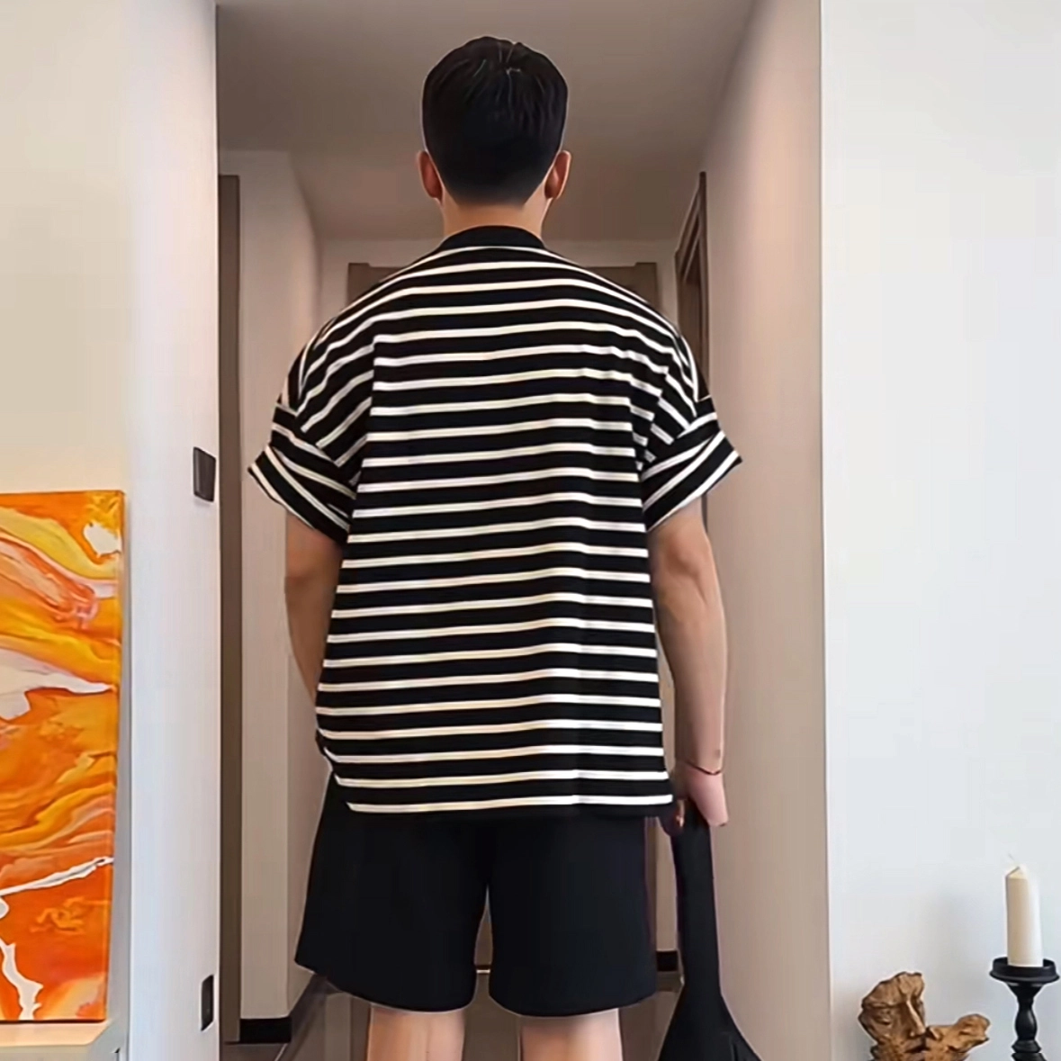 URBAN AUTHENTIC T
