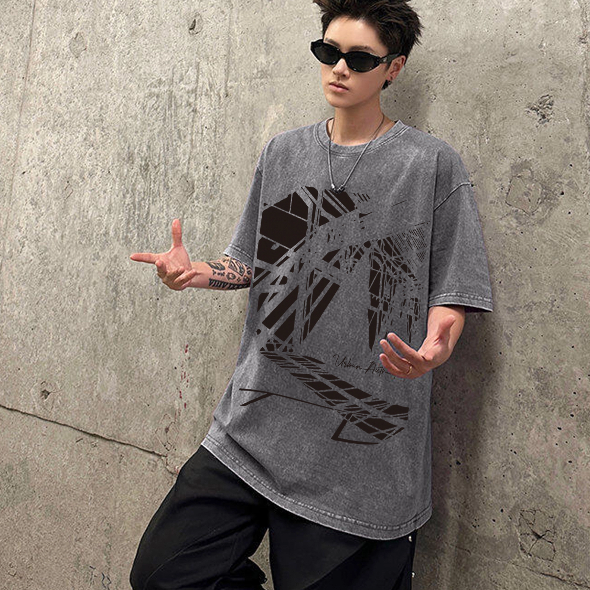 URBAN AUTHENTIC T