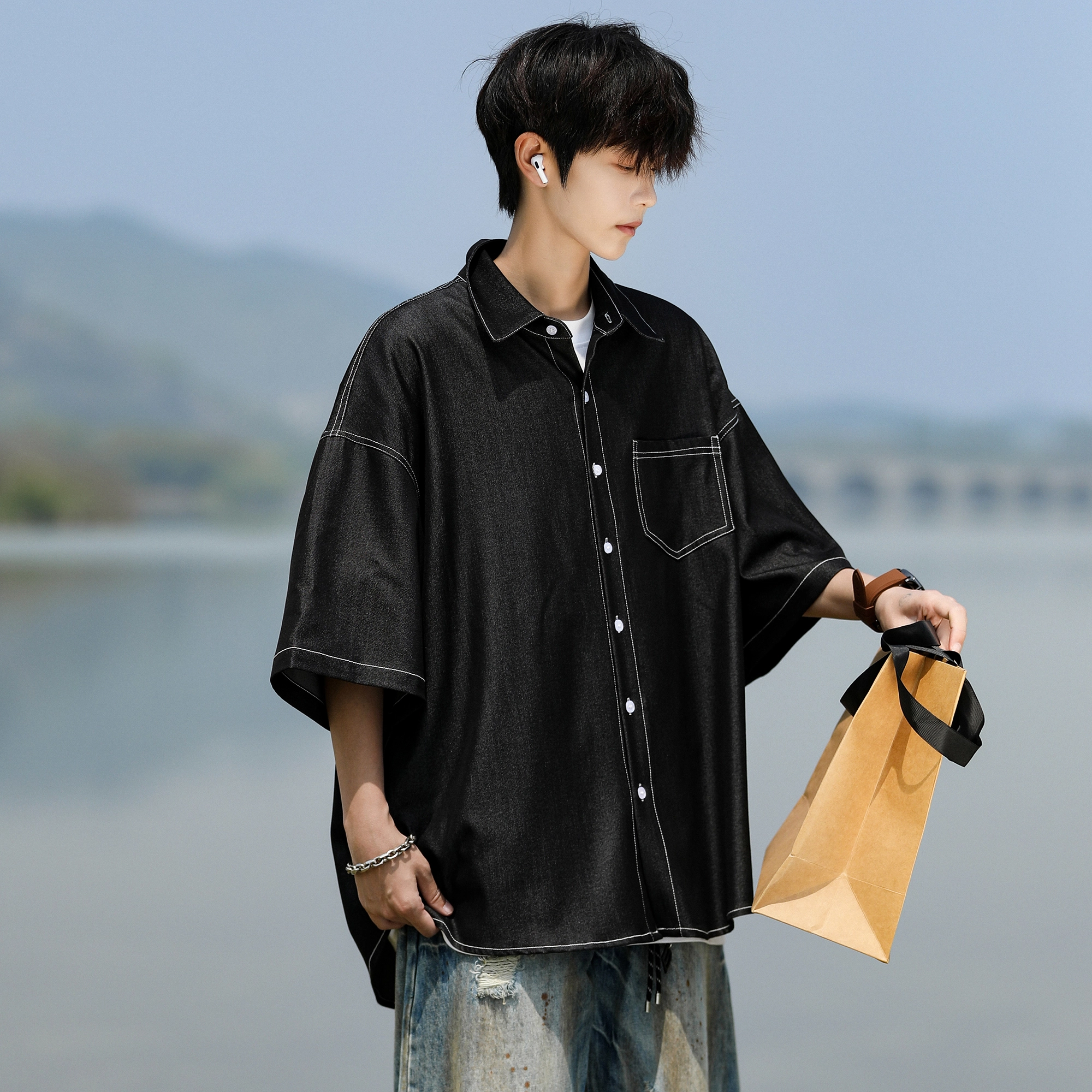 URBAN AUTHENTIC