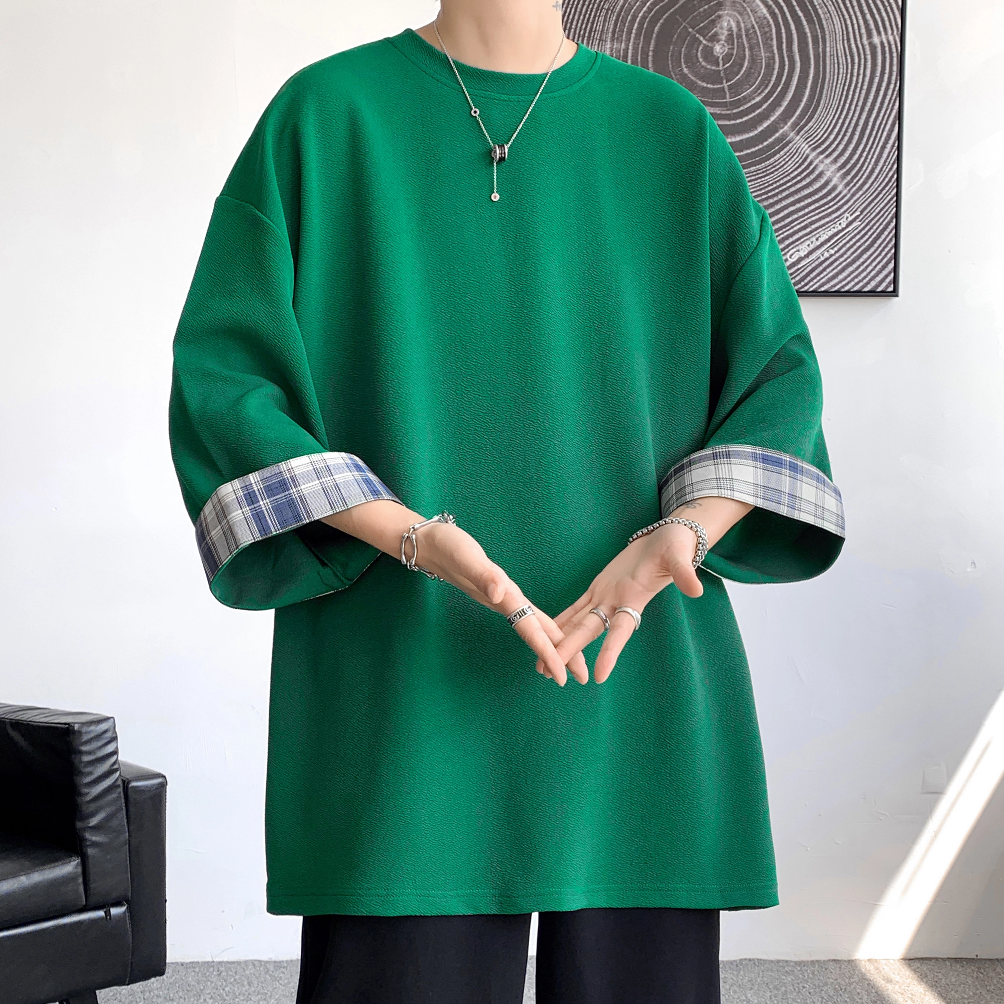 URBAN AUTHENTIC T