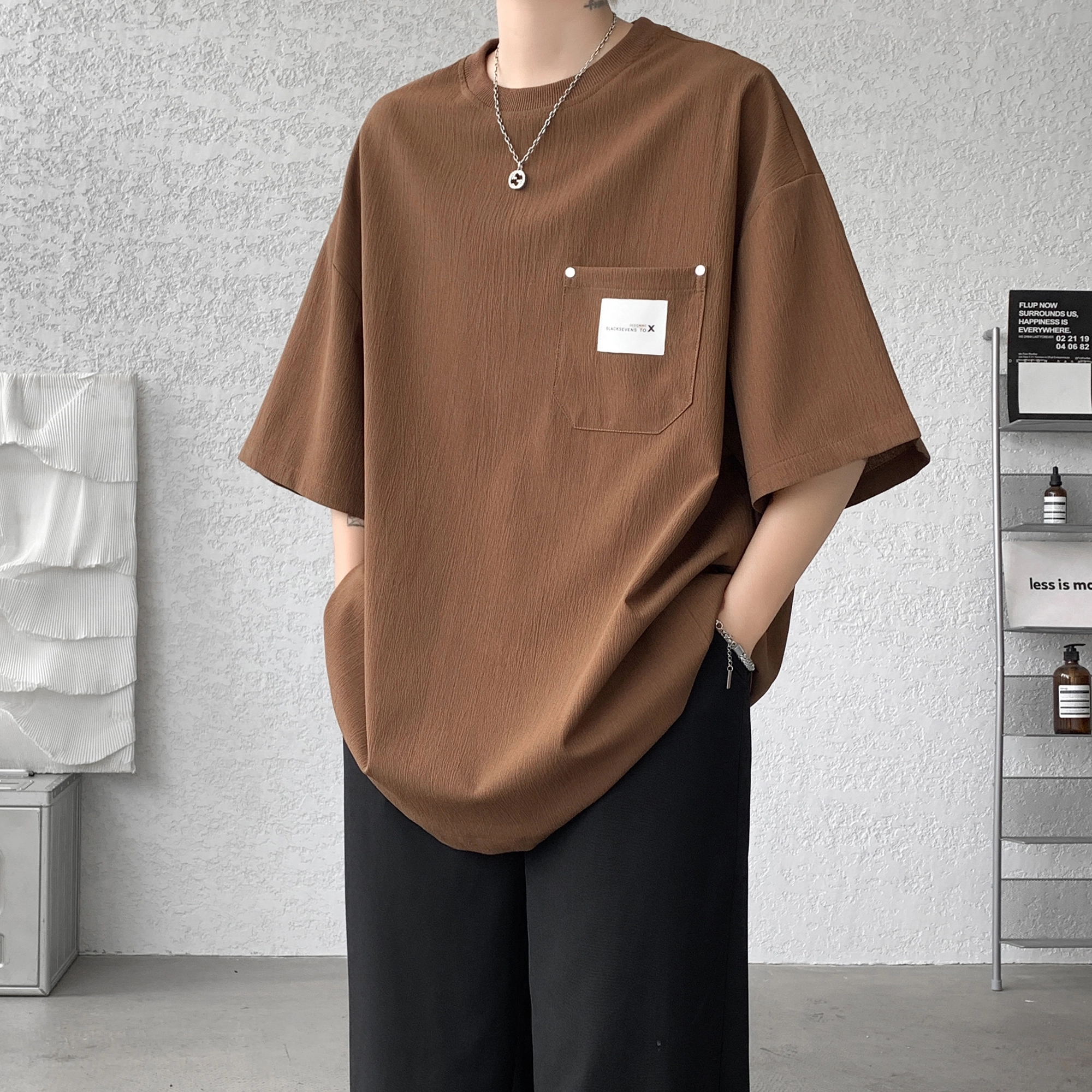 URBAN AUTHENTIC T