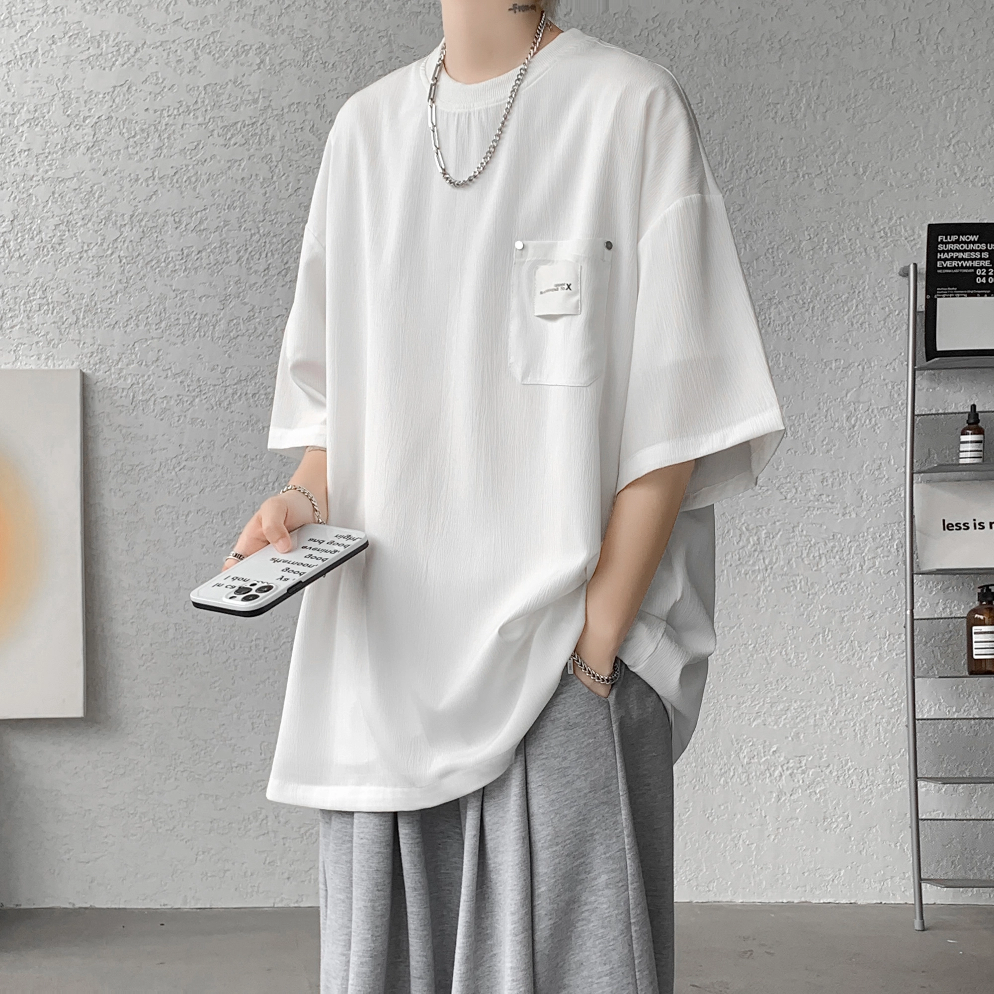 URBAN AUTHENTIC T