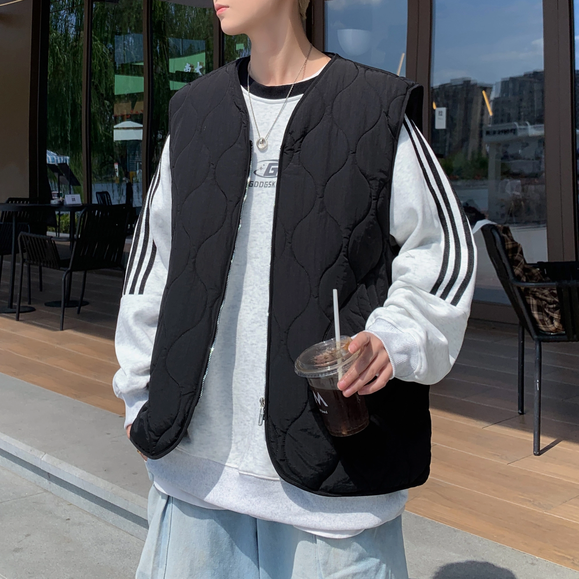 URBAN AUTHENTIC