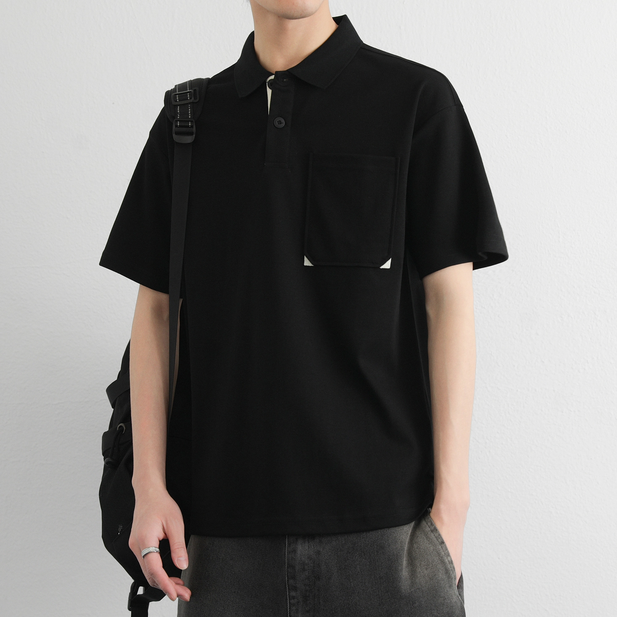 URBAN AUTHENTIC T