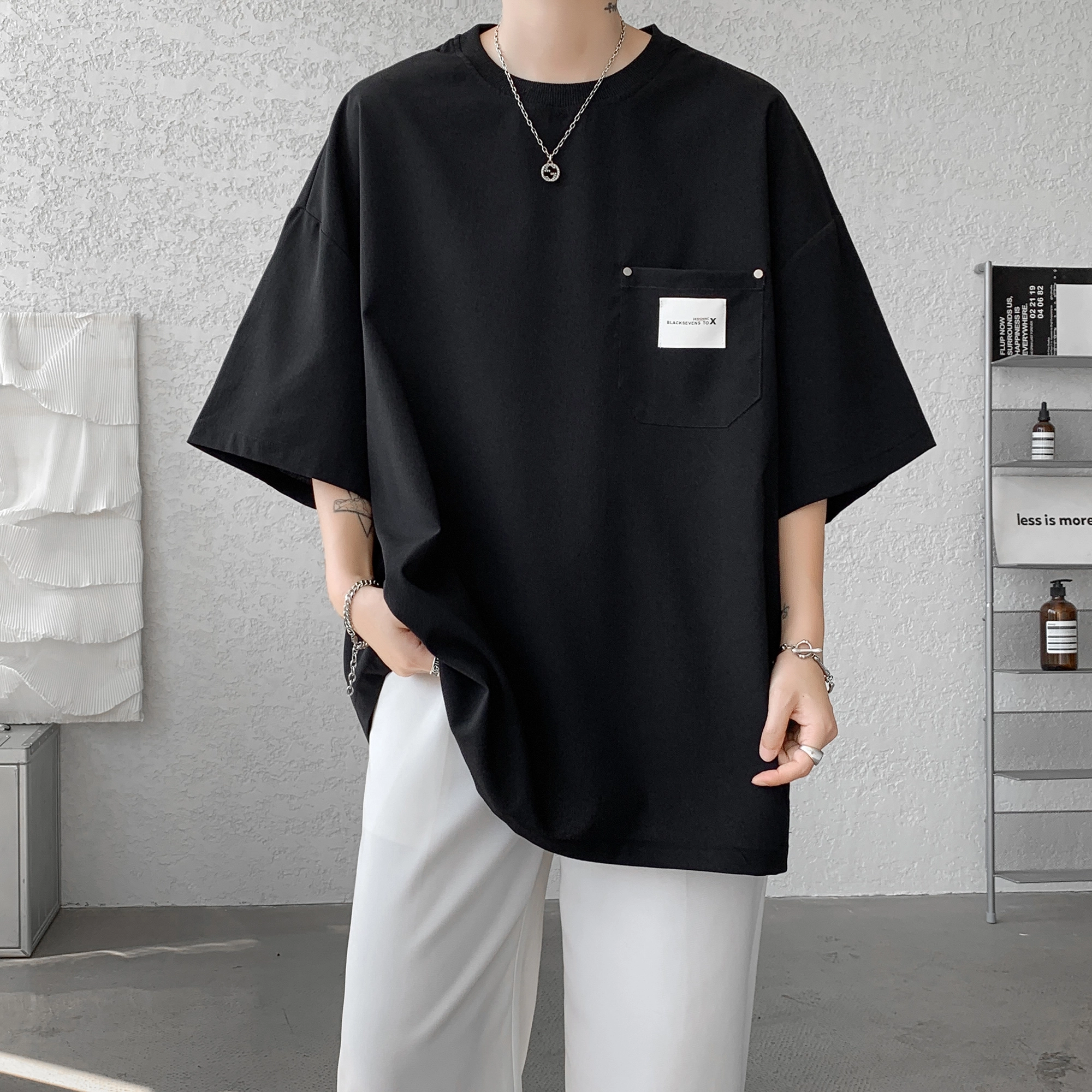 URBAN AUTHENTIC T