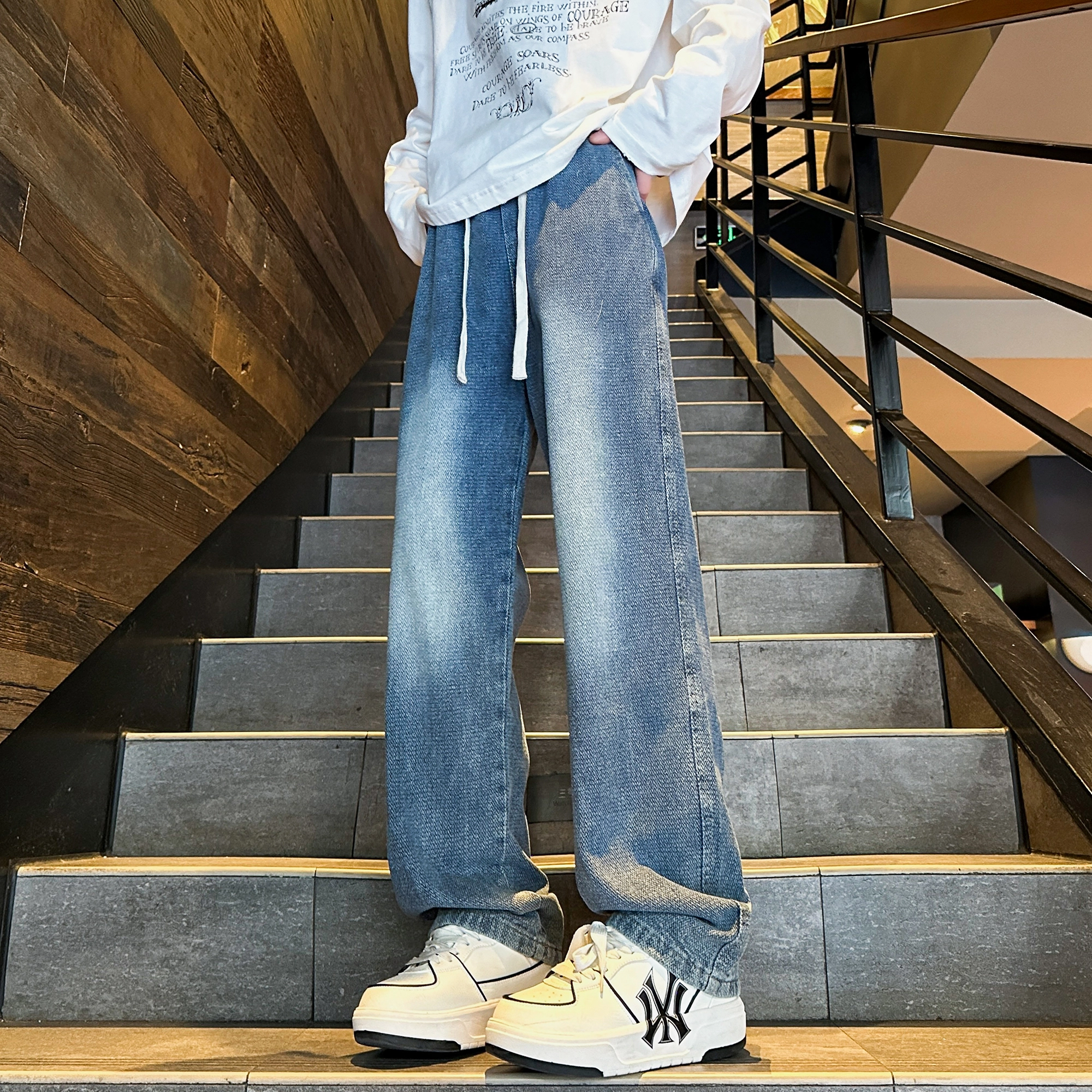URBAN AUTHENTIC