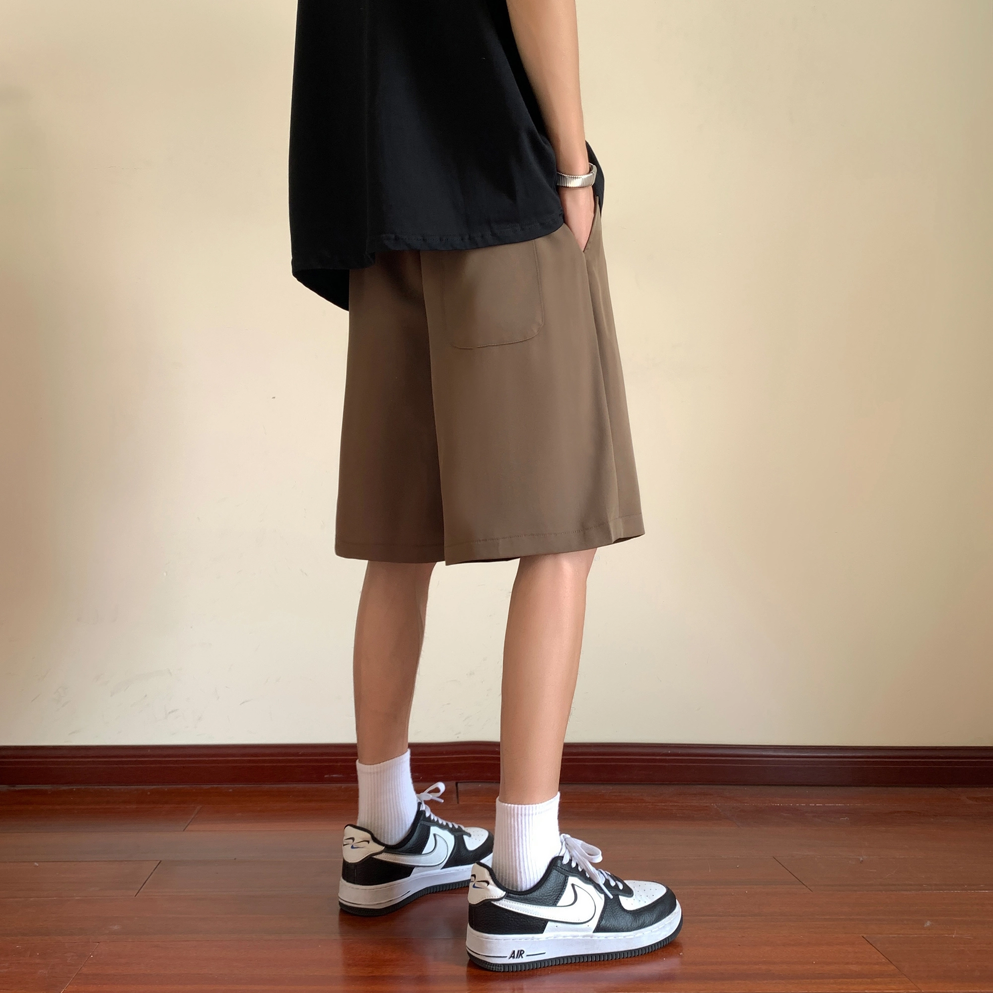 URBAN AUTHENTIC