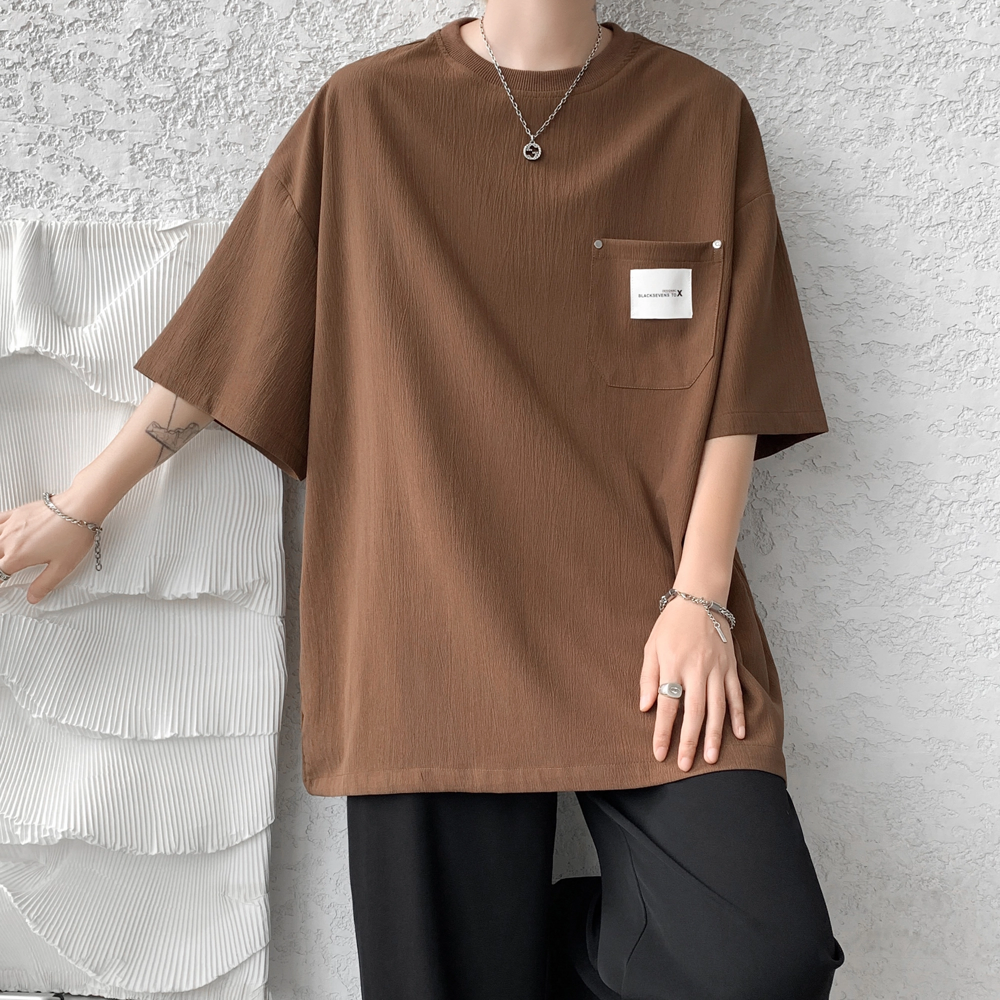 URBAN AUTHENTIC T