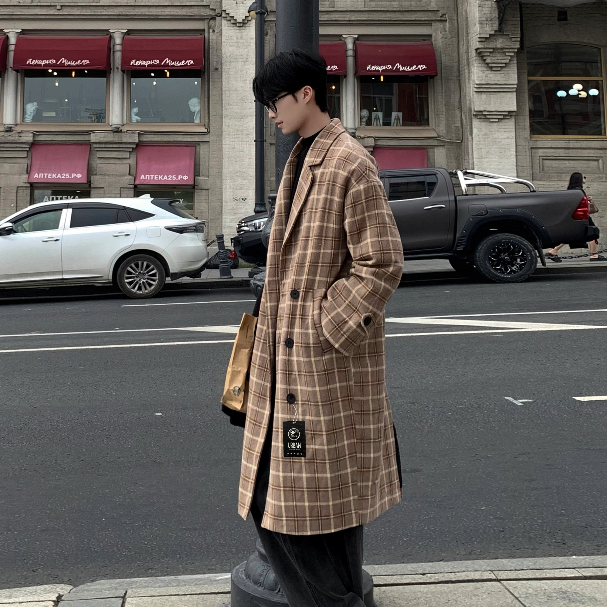 URBAN AUTHENTIC