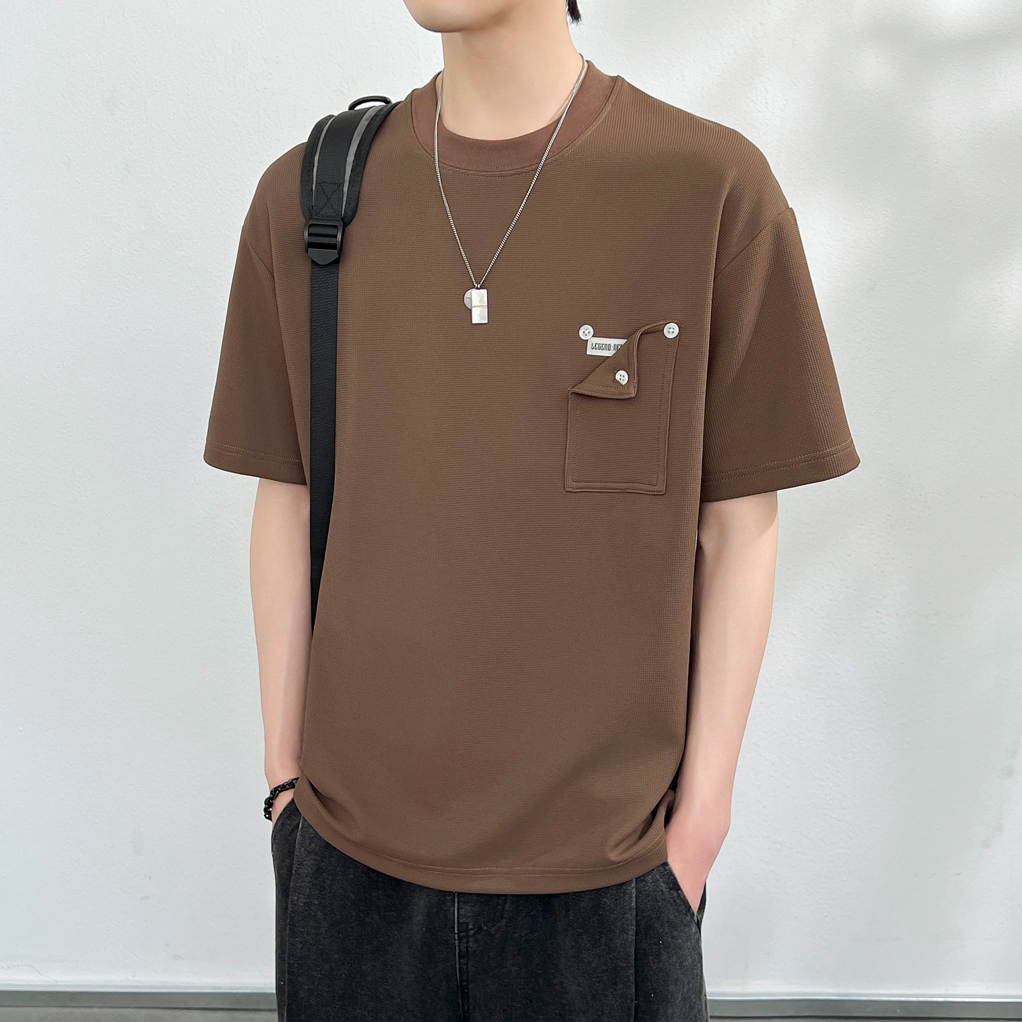 URBAN AUTHENTIC T