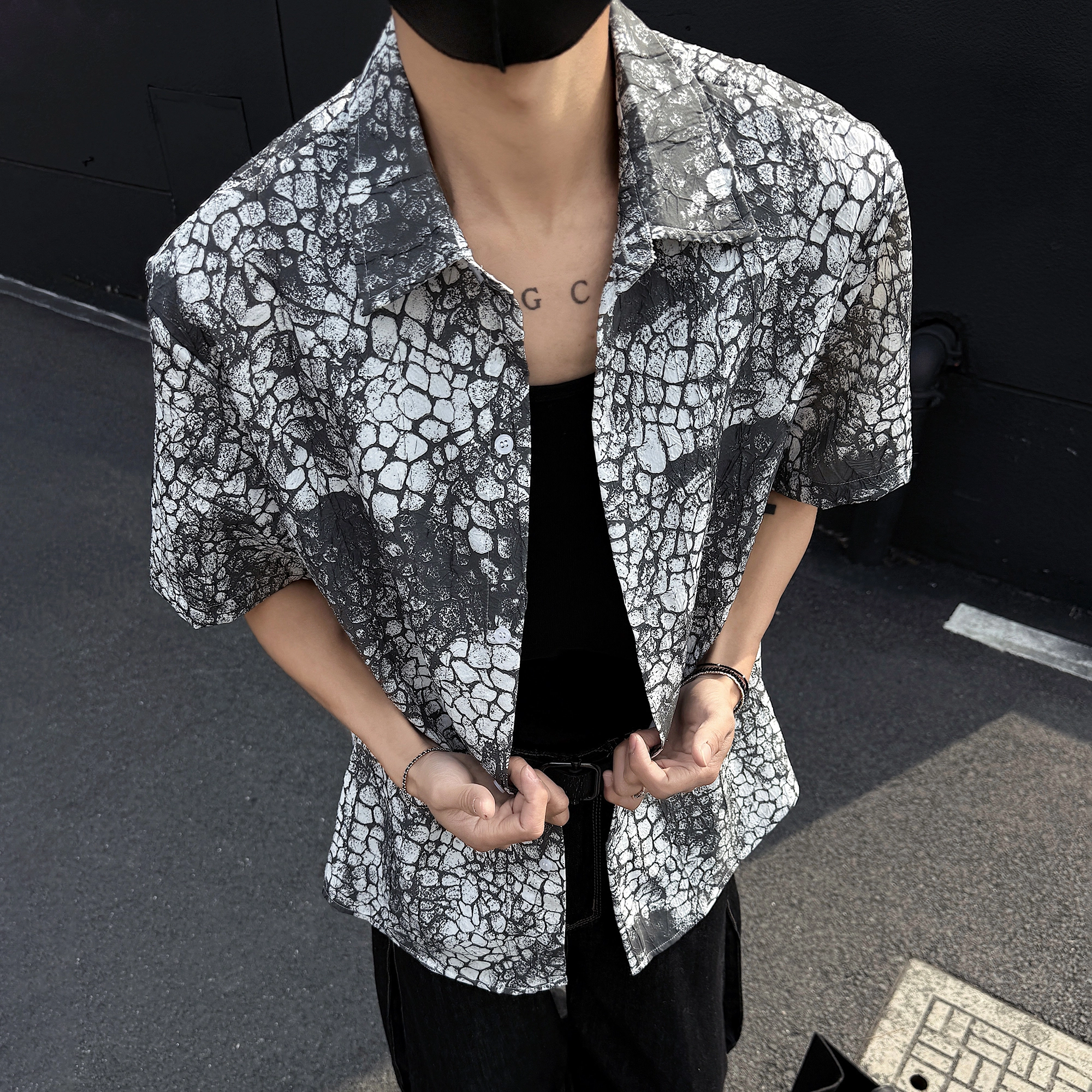 URBAN AUTHENTIC