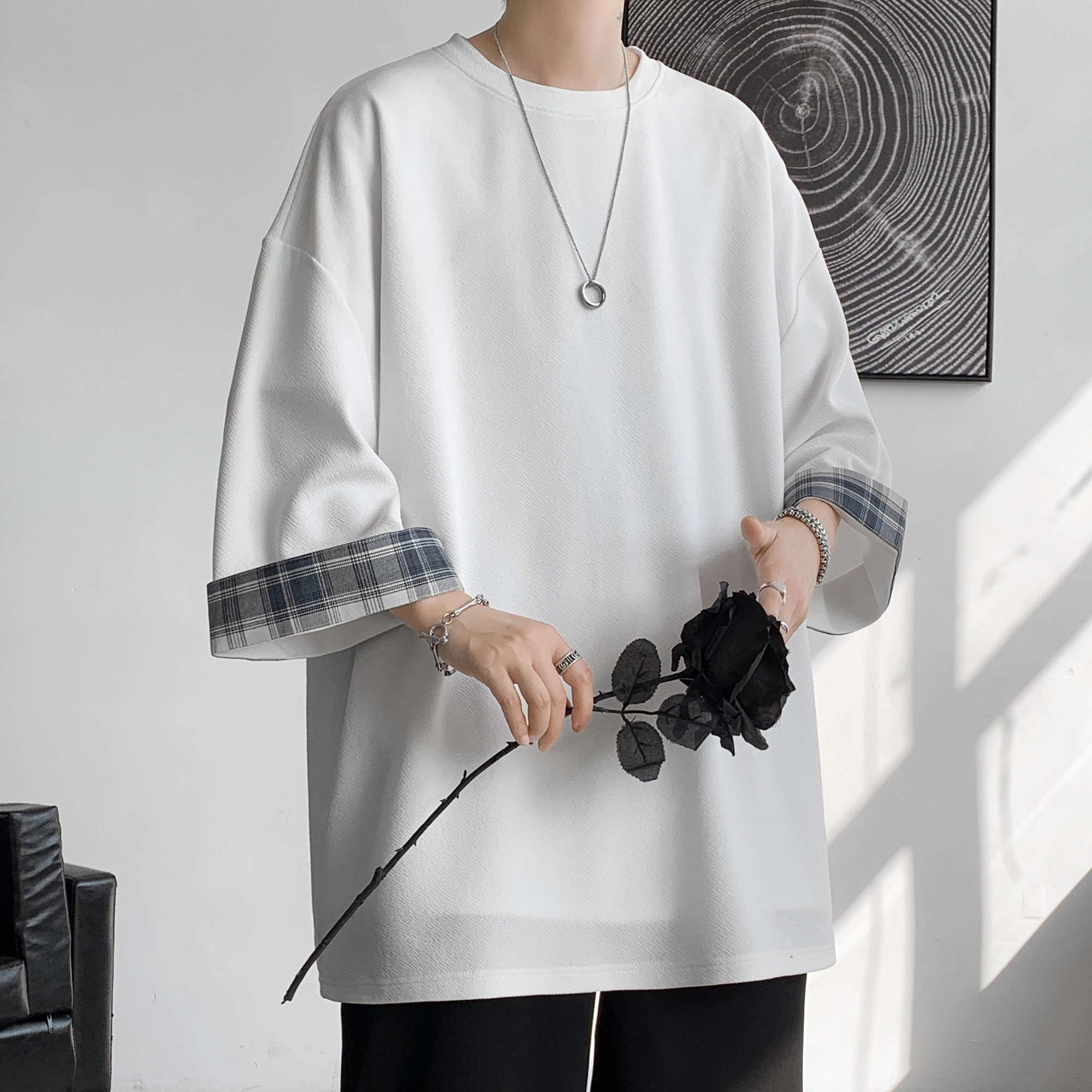 URBAN AUTHENTIC T
