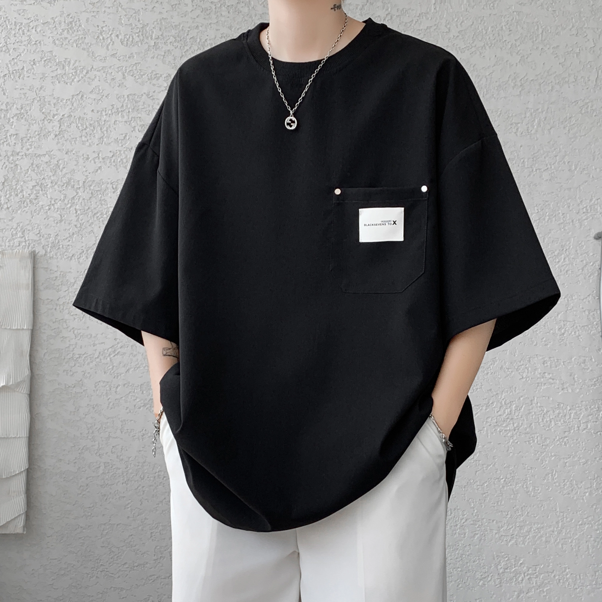 URBAN AUTHENTIC T