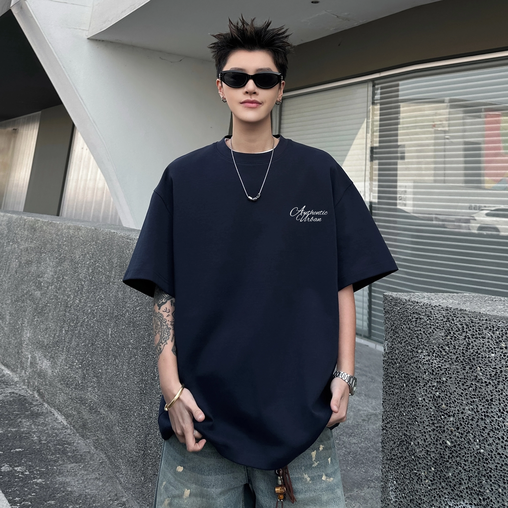 URBAN AUTHENTIC logoT