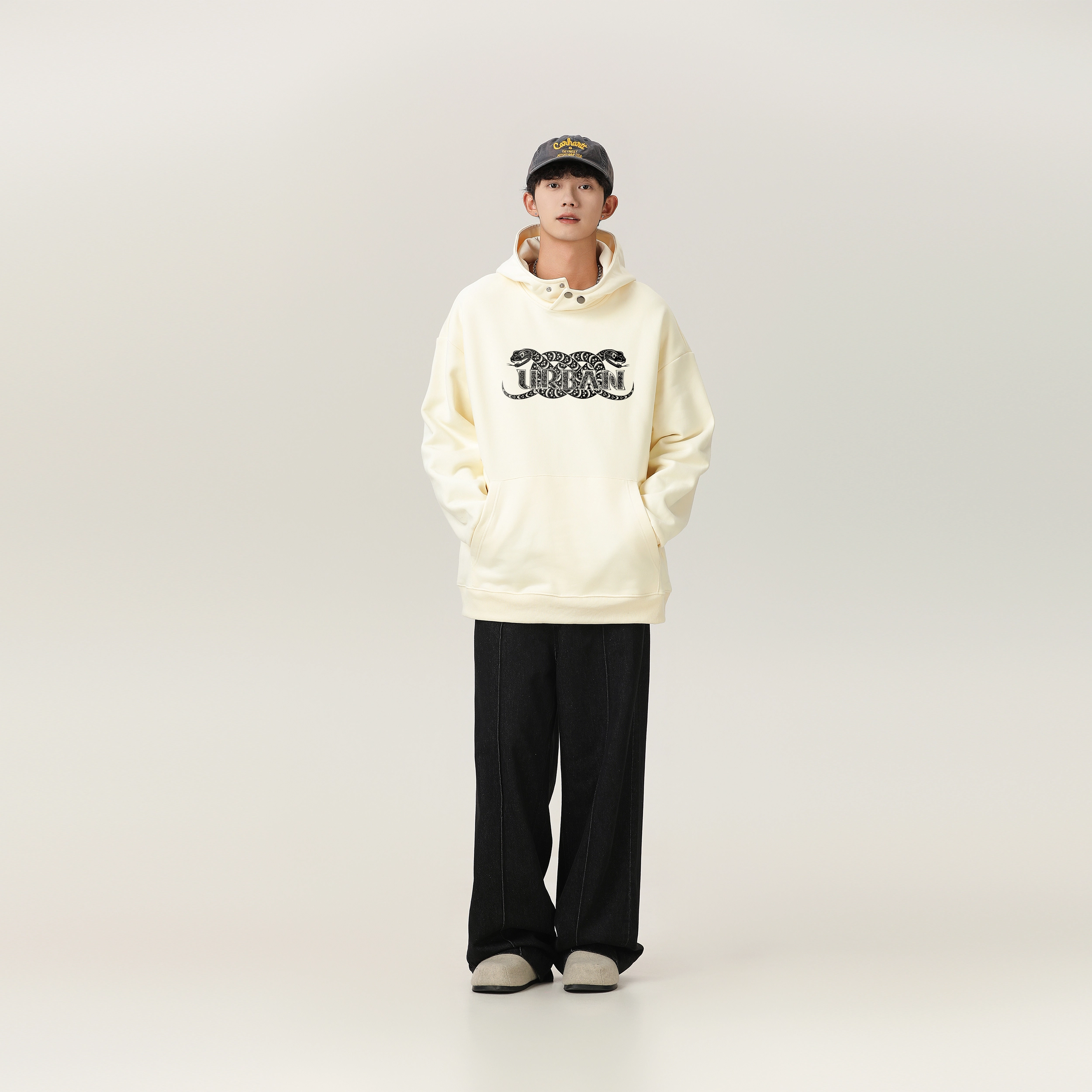 URBAN AUTHENTIC Logo