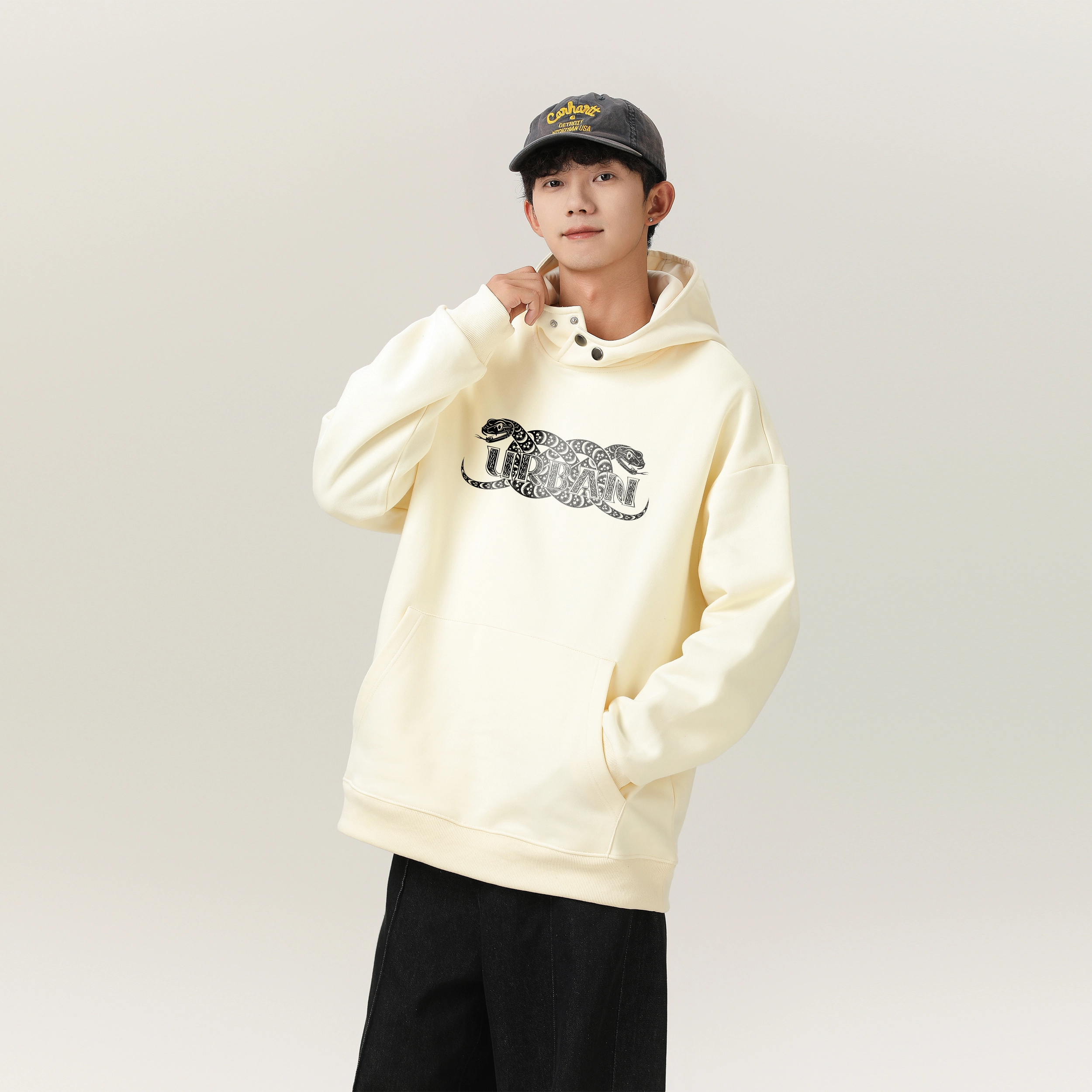 URBAN AUTHENTIC Logo