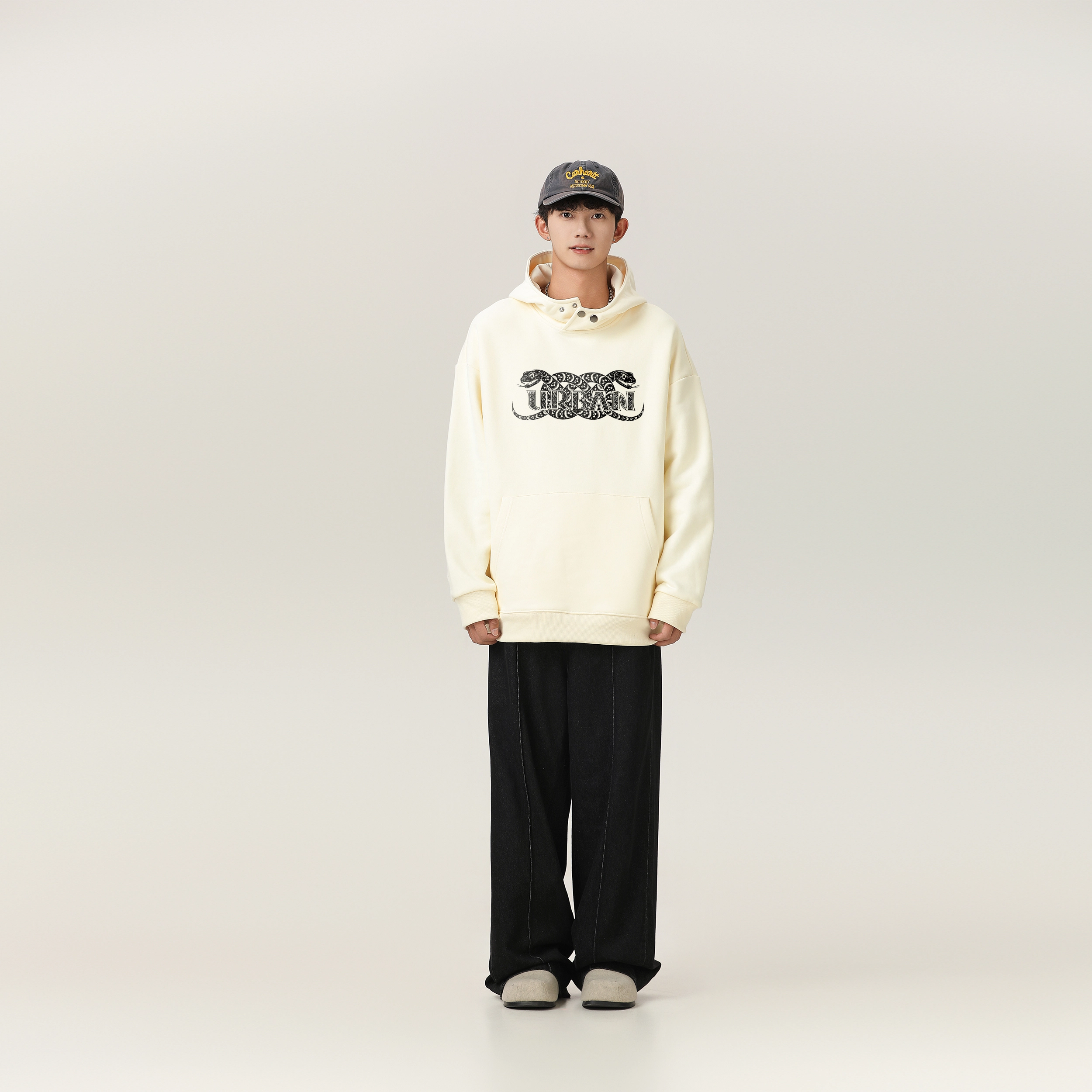 URBAN AUTHENTIC Logo