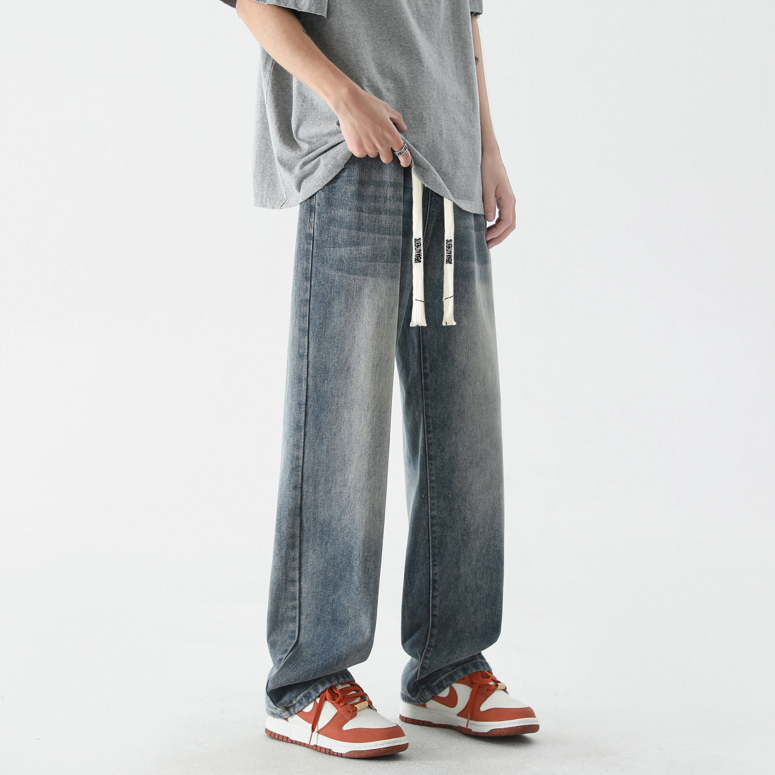 URBAN AUTHENTIC logo