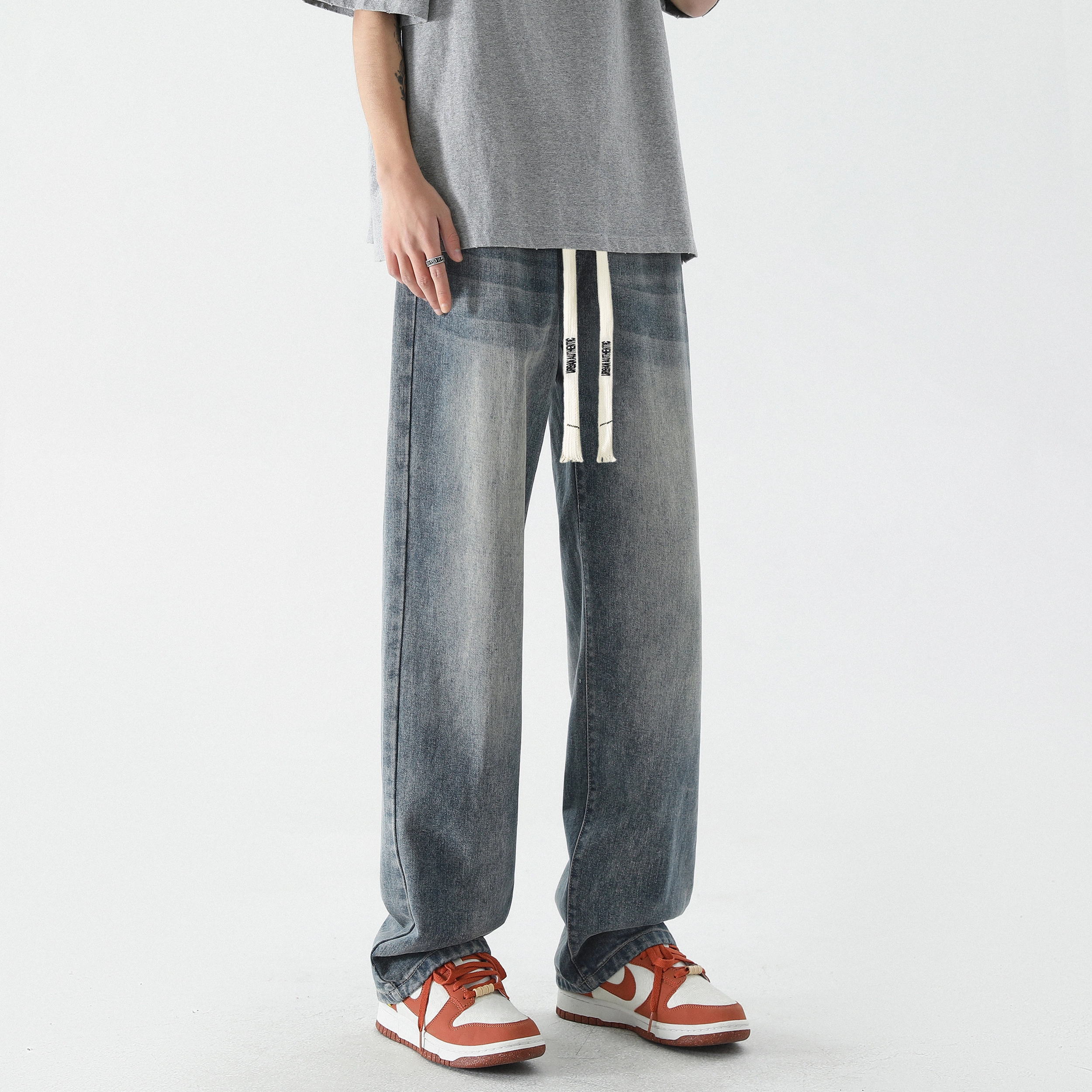 URBAN AUTHENTIC logo