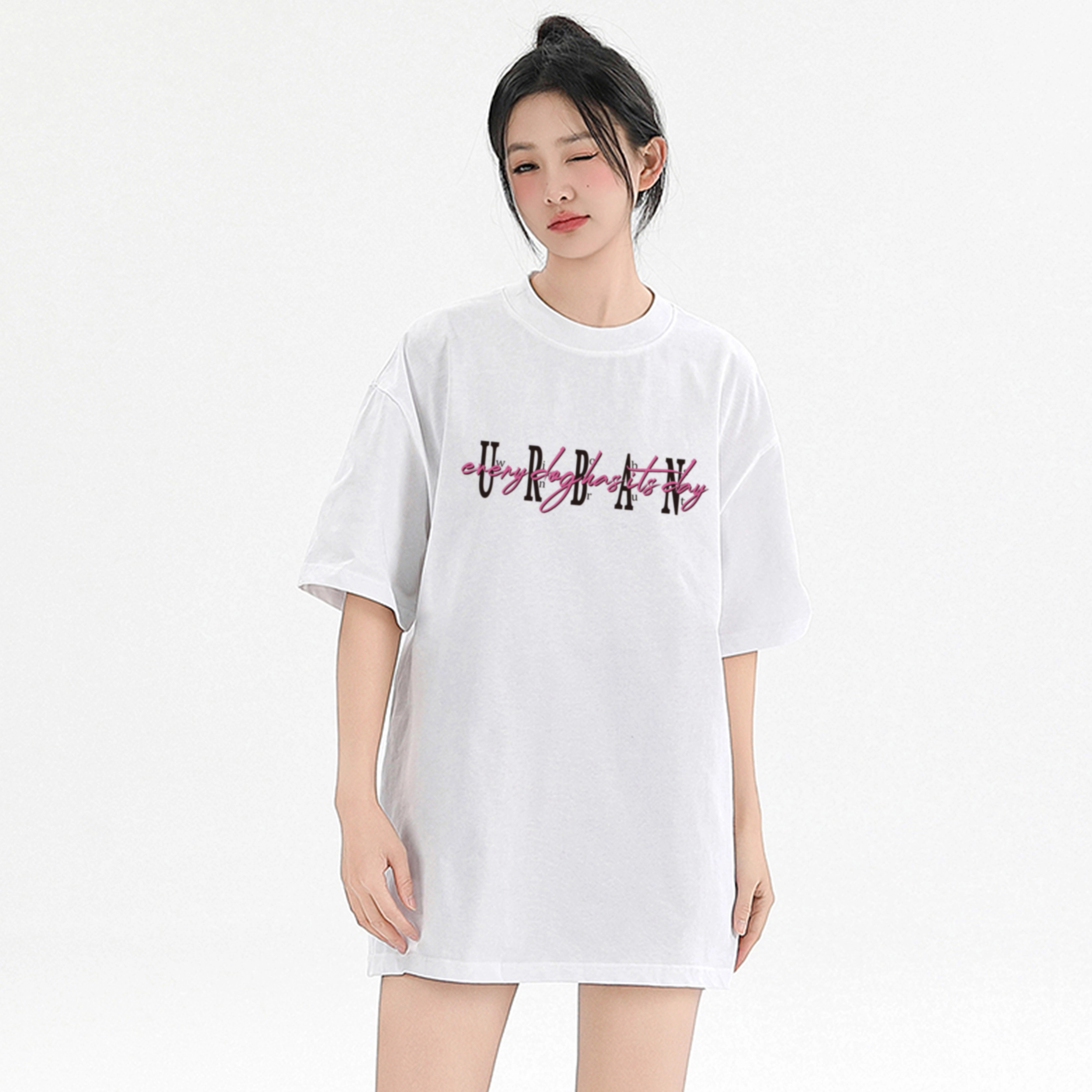 URBAN AUTHENTIC LogoT