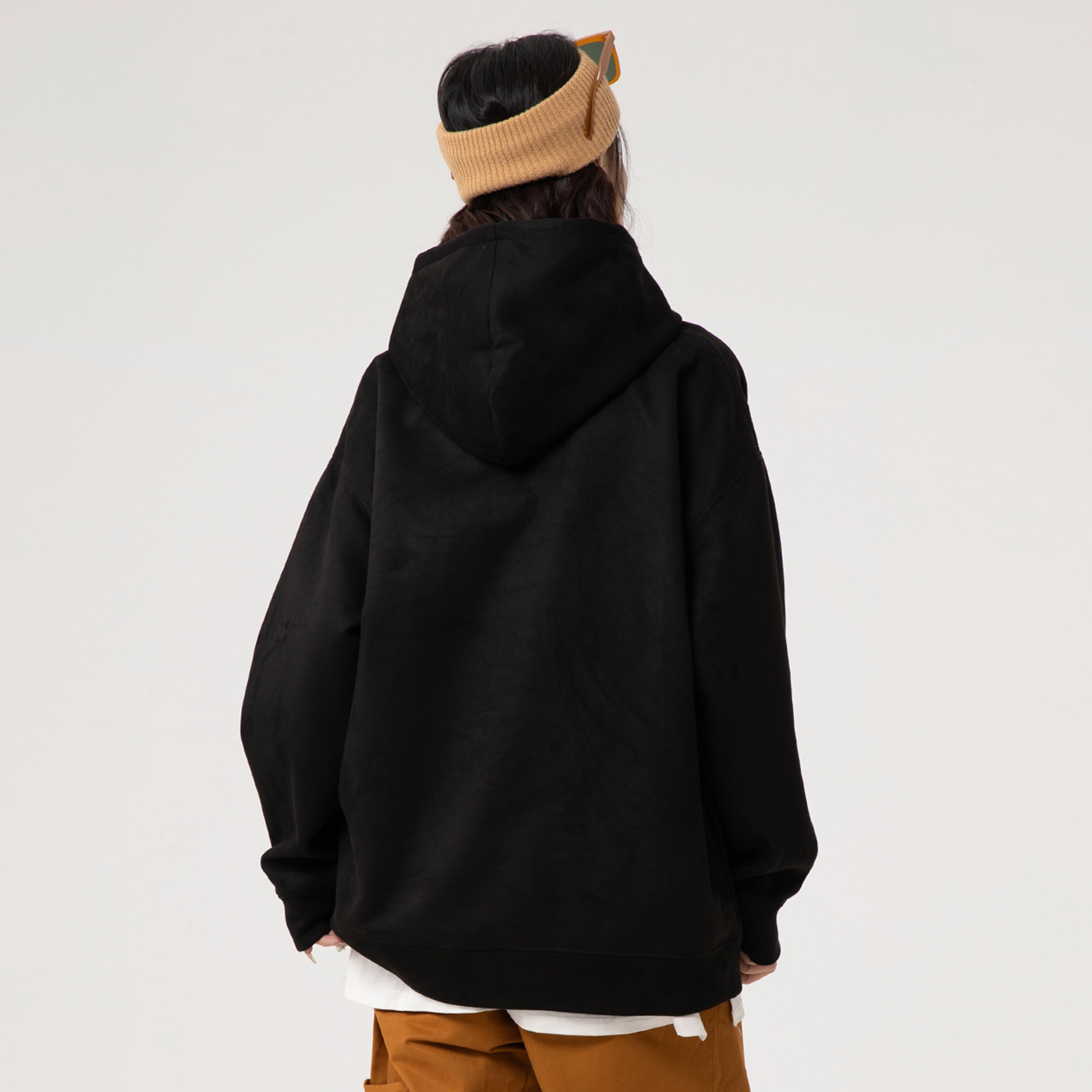 URBAN AUTHENTIC logo